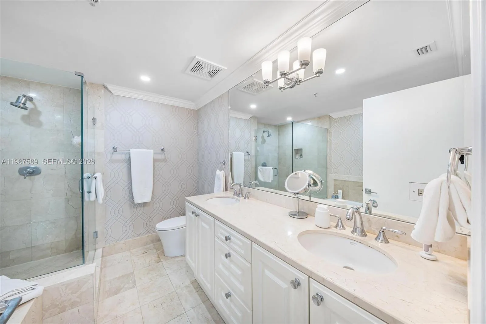 3400 Sw 27th Ave 1706, Miami, Florida 33133, Miami, Florida 33133, 2 Bedrooms Bedrooms, ,2 BathroomsBathrooms,Residential,For Sale,3400 Sw 27th Ave 1706, Miami, Florida 33133,A11987589