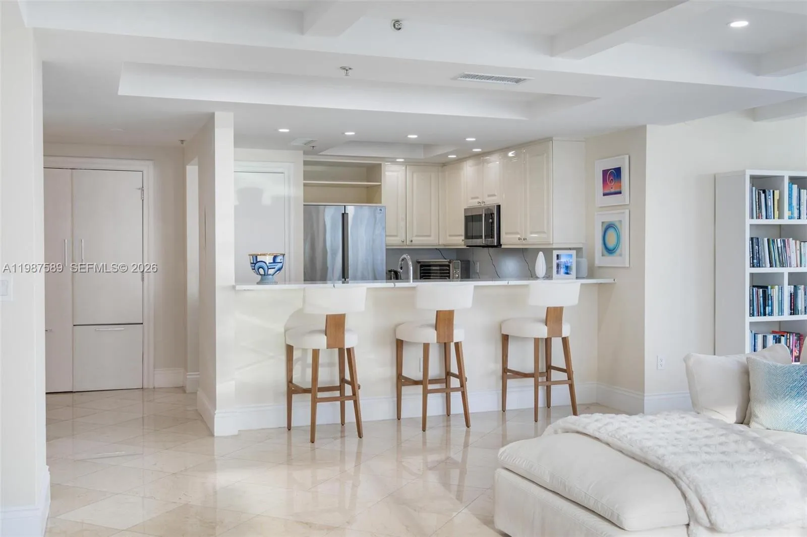 3400 Sw 27th Ave 1706, Miami, Florida 33133, Miami, Florida 33133, 2 Bedrooms Bedrooms, ,2 BathroomsBathrooms,Residential,For Sale,3400 Sw 27th Ave 1706, Miami, Florida 33133,A11987589