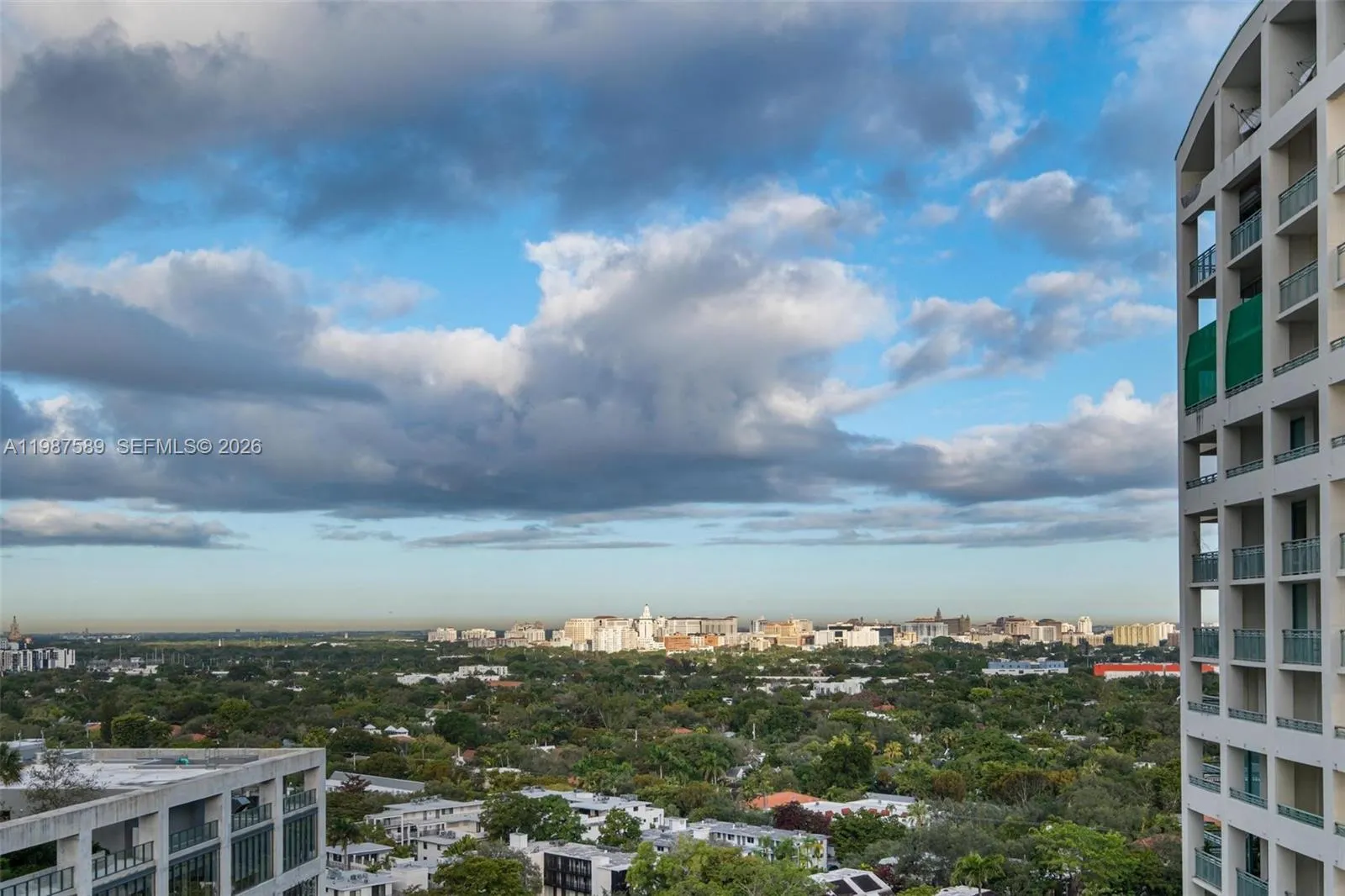 3400 Sw 27th Ave 1706, Miami, Florida 33133, Miami, Florida 33133, 2 Bedrooms Bedrooms, ,2 BathroomsBathrooms,Residential,For Sale,3400 Sw 27th Ave 1706, Miami, Florida 33133,A11987589