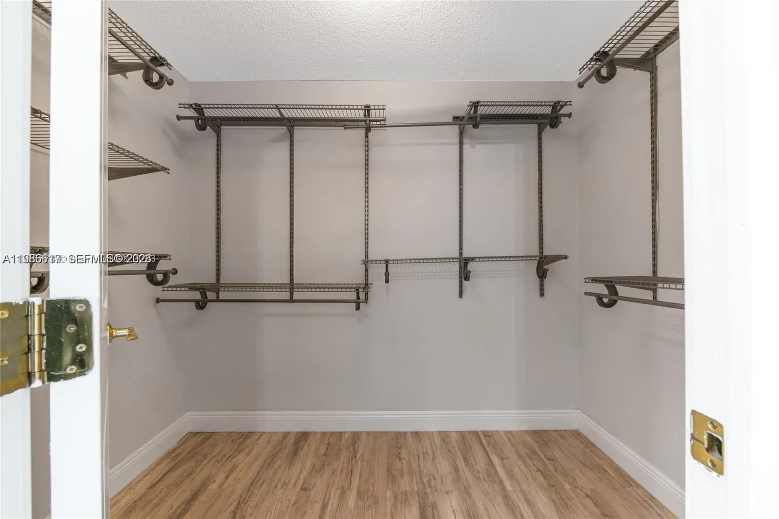 9005 Sw 56th St 0, Miami, Florida 33165, Miami, Florida 33165, 4 Bedrooms Bedrooms, ,4 BathroomsBathrooms,Residential Lease,For Rent,9005 Sw 56th St 0, Miami, Florida 33165,A11986617