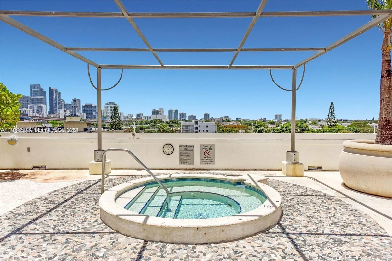 10 Sw South River Dr 1505, Miami, Florida 33130, Miami, Florida 33130, 1 Bedroom Bedrooms, ,1 BathroomBathrooms,Residential Lease,For Rent,10 Sw South River Dr 1505, Miami, Florida 33130,A11986582