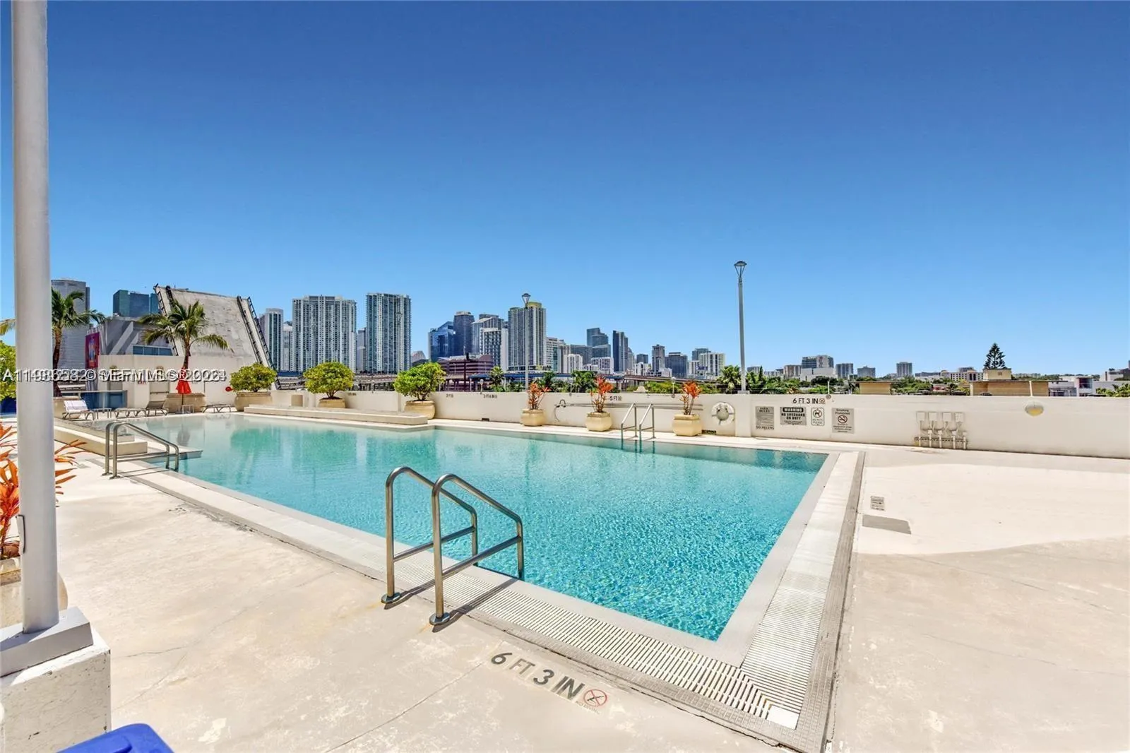 10 Sw South River Dr 1505, Miami, Florida 33130, Miami, Florida 33130, 1 Bedroom Bedrooms, ,1 BathroomBathrooms,Residential Lease,For Rent,10 Sw South River Dr 1505, Miami, Florida 33130,A11986582