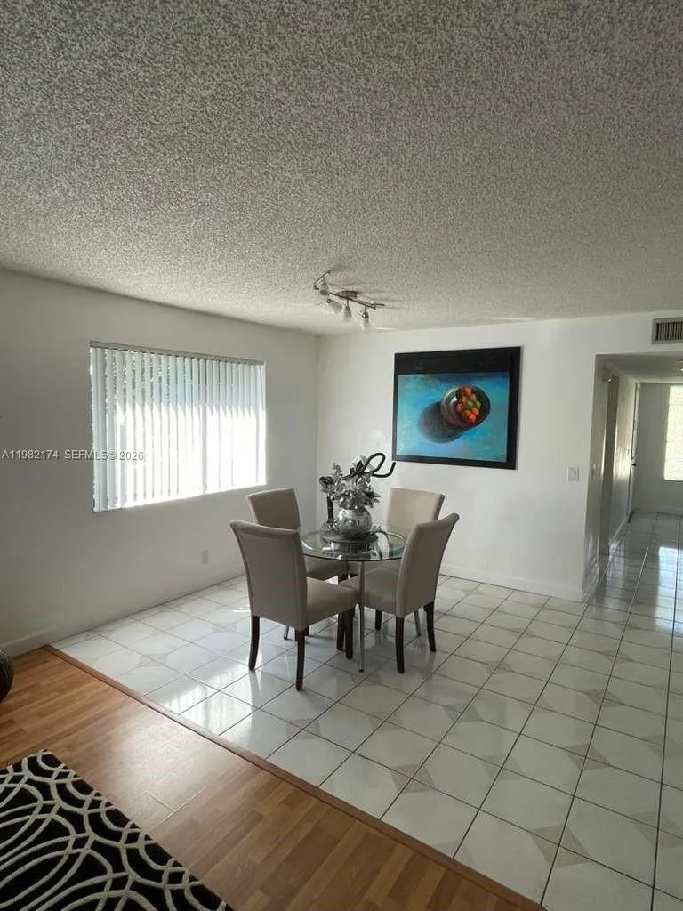 Weston, Florida 33326, 2 Bedrooms Bedrooms, ,2 BathroomsBathrooms,Residential Lease,For Rent,A11982174