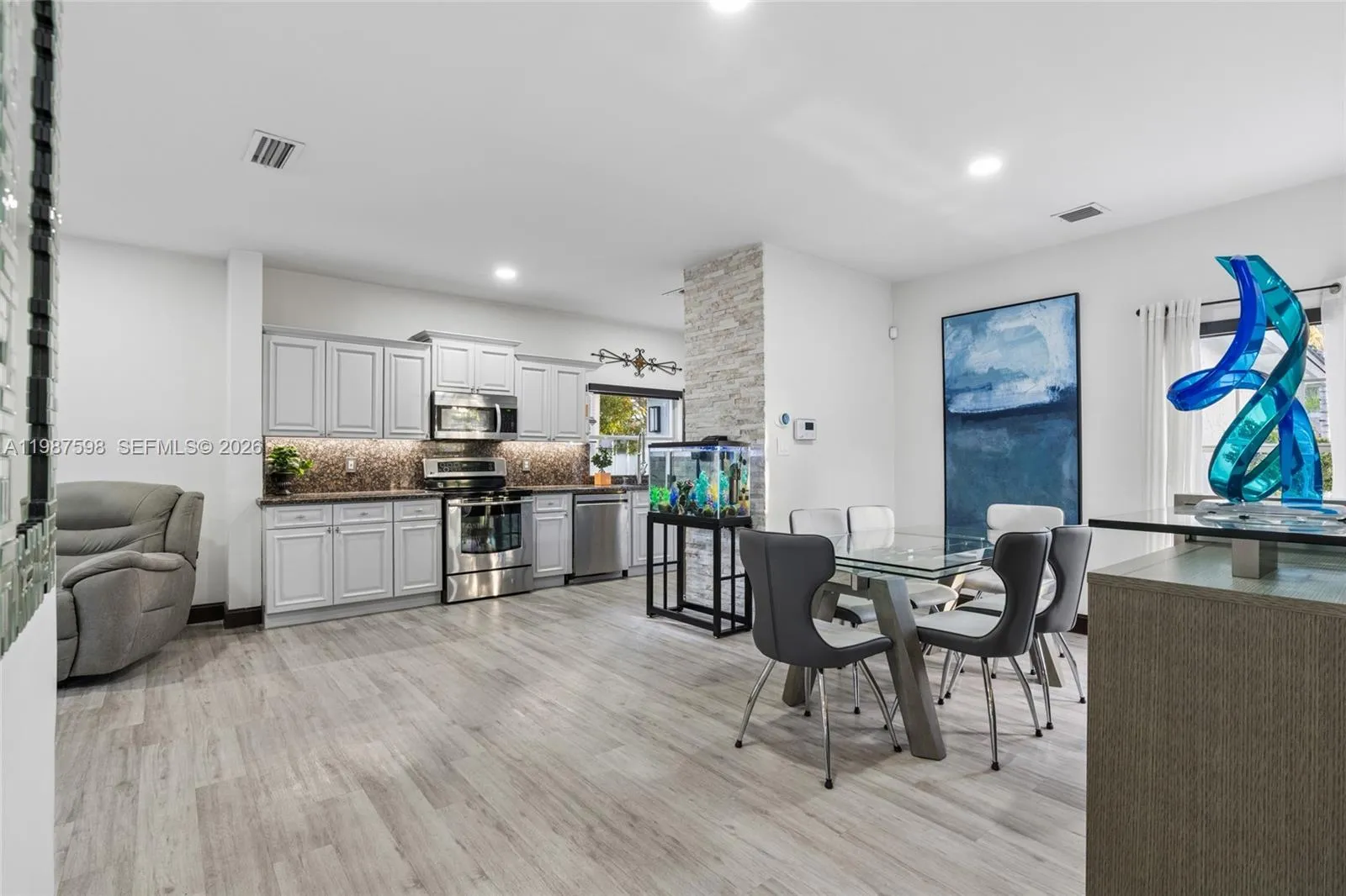 18087 Sw 30th Ct, Miramar, Florida 33029, Miramar, Florida 33029, 3 Bedrooms Bedrooms, ,2 BathroomsBathrooms,Residential Lease,For Rent,18087 Sw 30th Ct, Miramar, Florida 33029,A11987598