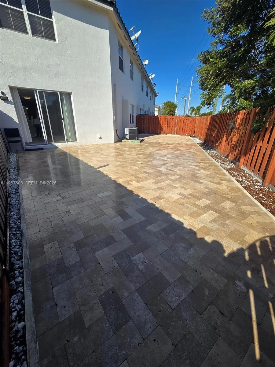 5630 Nw 107th Ave 1605, Doral, Florida 33178, Doral, Florida 33178, 4 Bedrooms Bedrooms, ,2 BathroomsBathrooms,Residential,For Sale,5630 Nw 107th Ave 1605, Doral, Florida 33178,A11987606