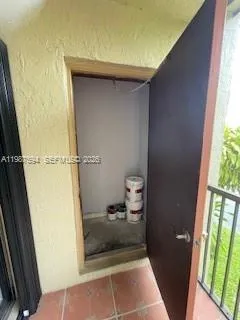 440 Lakeview Dr 202, Weston, Florida 33326, Weston, Florida 33326, 2 Bedrooms Bedrooms, ,2 BathroomsBathrooms,Residential,For Sale,440 Lakeview Dr 202, Weston, Florida 33326,A11987594