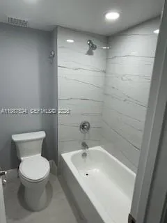 440 Lakeview Dr 202, Weston, Florida 33326, Weston, Florida 33326, 2 Bedrooms Bedrooms, ,2 BathroomsBathrooms,Residential,For Sale,440 Lakeview Dr 202, Weston, Florida 33326,A11987594