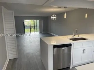 440 Lakeview Dr 202, Weston, Florida 33326, Weston, Florida 33326, 2 Bedrooms Bedrooms, ,2 BathroomsBathrooms,Residential,For Sale,440 Lakeview Dr 202, Weston, Florida 33326,A11987594