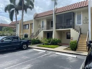440 Lakeview Dr 202, Weston, Florida 33326, Weston, Florida 33326, 2 Bedrooms Bedrooms, ,2 BathroomsBathrooms,Residential,For Sale,440 Lakeview Dr 202, Weston, Florida 33326,A11987594