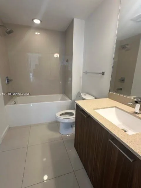 5300 Nw 85th Ave 409, Doral, Florida 33166, Doral, Florida 33166, 2 Bedrooms Bedrooms, ,2 BathroomsBathrooms,Residential Lease,For Rent,5300 Nw 85th Ave 409, Doral, Florida 33166,A11987616