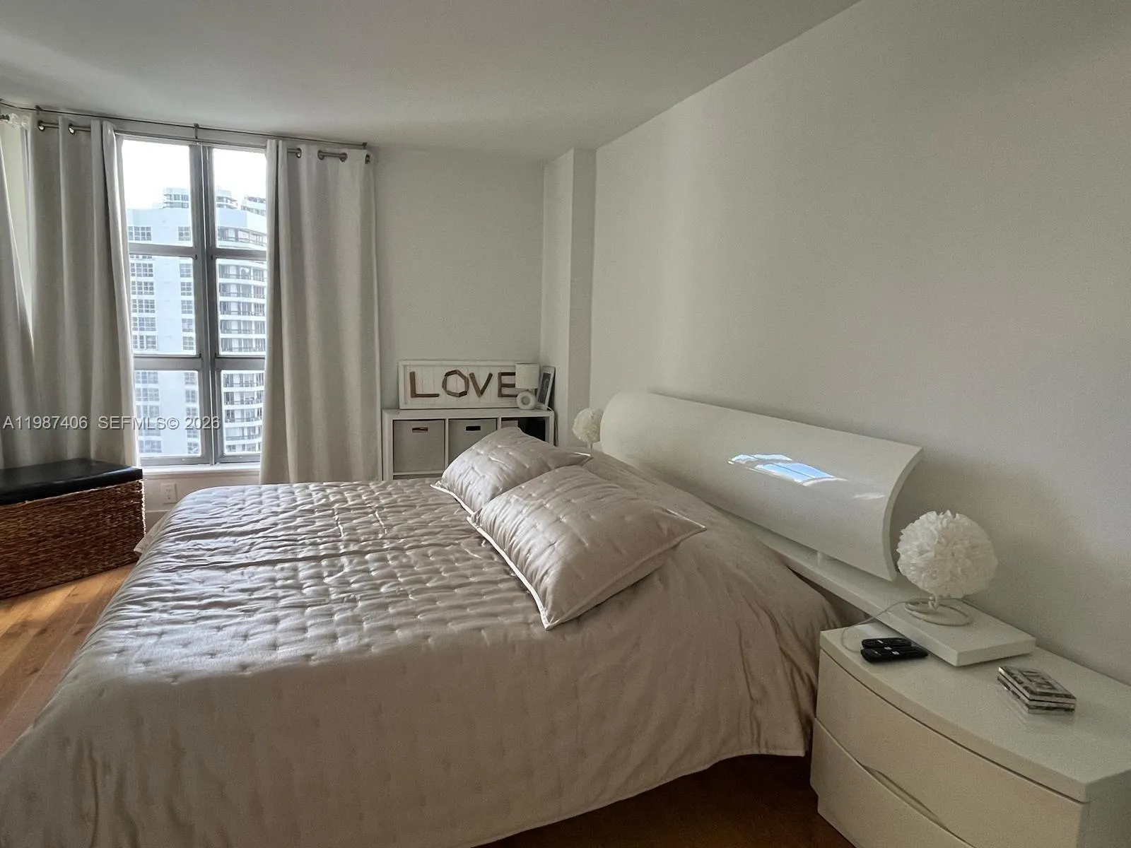 3530 Mystic Pointe Dr 1412, Aventura, Florida 3318, Aventura, Florida 33180, 2 Bedrooms Bedrooms, ,2 BathroomsBathrooms,Residential,For Sale,3530 Mystic Pointe Dr 1412, Aventura, Florida 3318,A11987406