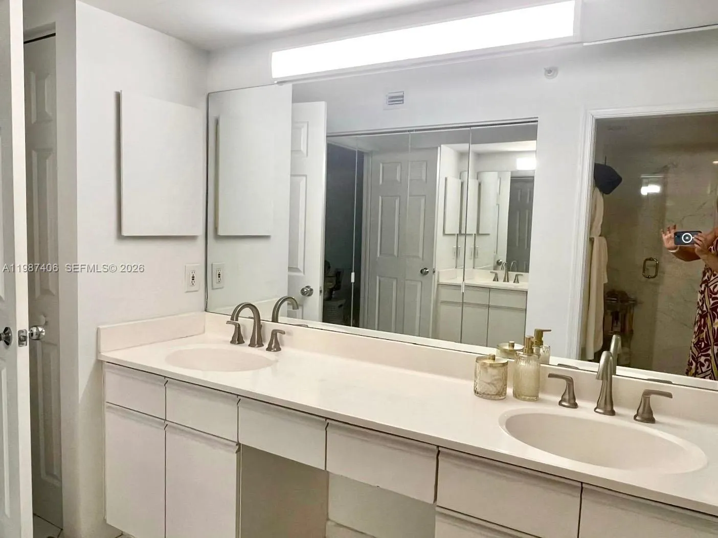 3530 Mystic Pointe Dr 1412, Aventura, Florida 3318, Aventura, Florida 33180, 2 Bedrooms Bedrooms, ,2 BathroomsBathrooms,Residential,For Sale,3530 Mystic Pointe Dr 1412, Aventura, Florida 3318,A11987406