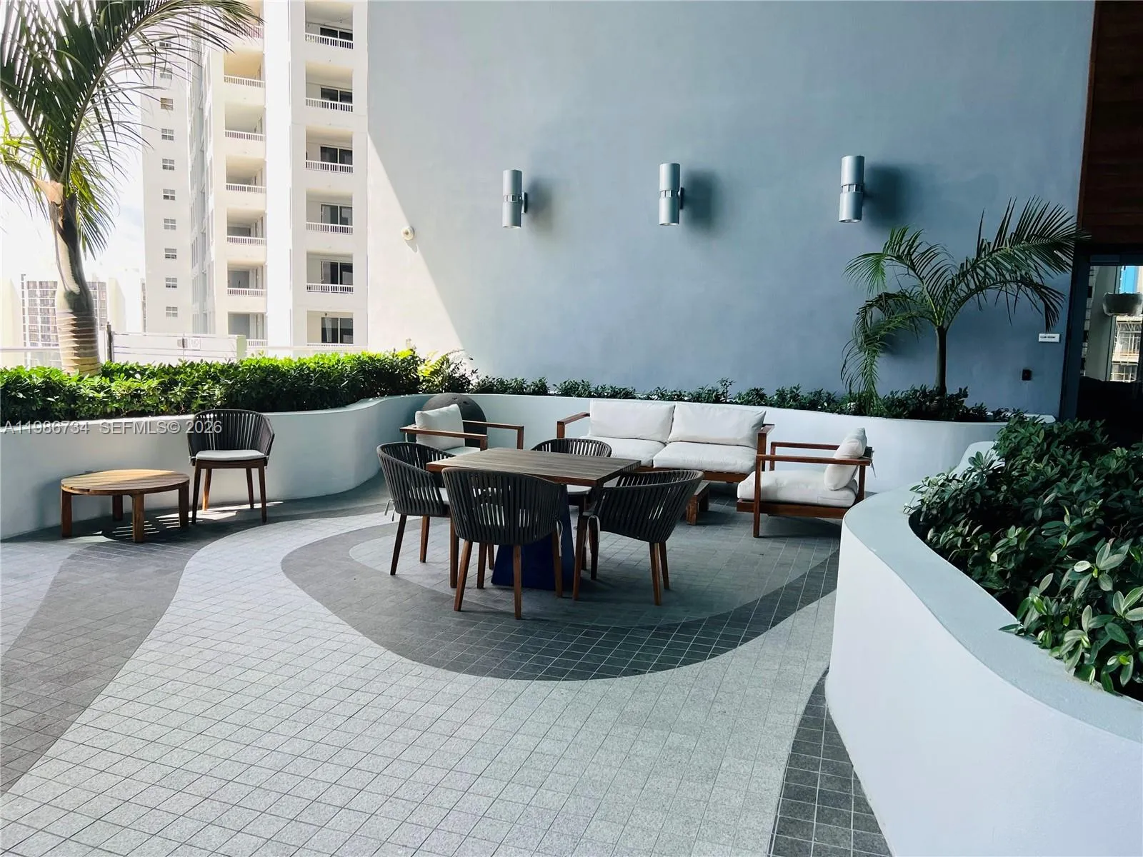 1300 Brickell Bay Dr 1606, Miami, Florida 33131, Miami, Florida 33131, ,1 BathroomBathrooms,Residential,For Sale,1300 Brickell Bay Dr 1606, Miami, Florida 33131,A11986734