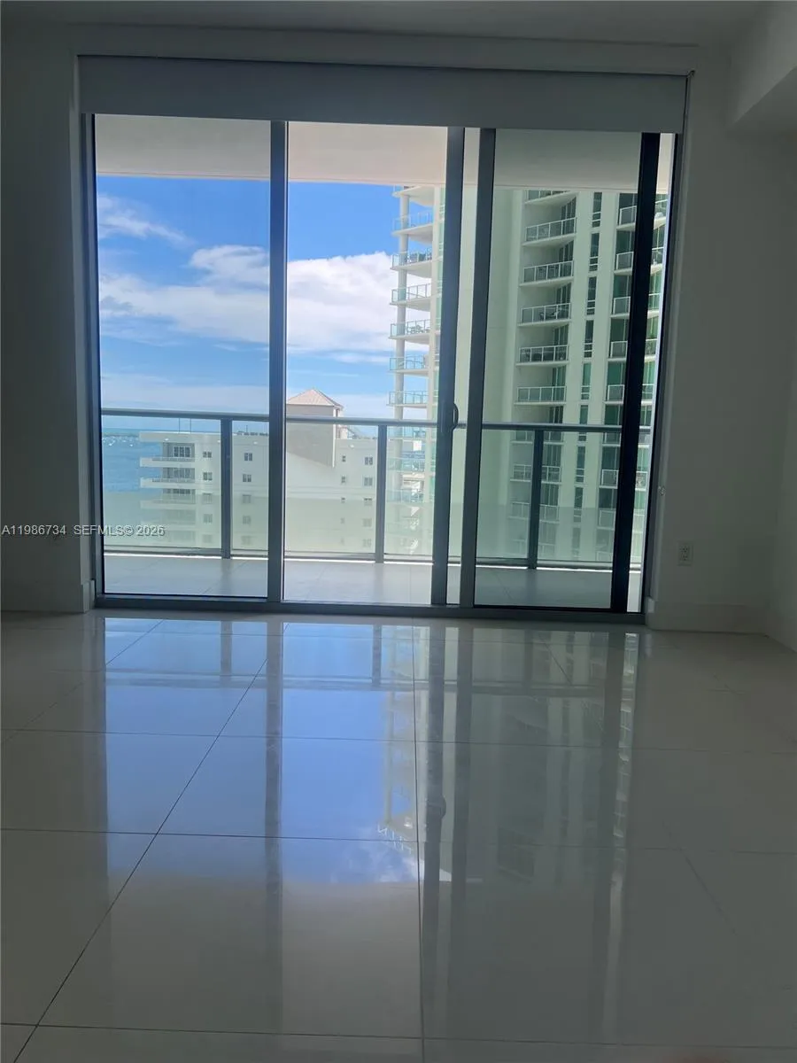 1300 Brickell Bay Dr 1606, Miami, Florida 33131, Miami, Florida 33131, ,1 BathroomBathrooms,Residential,For Sale,1300 Brickell Bay Dr 1606, Miami, Florida 33131,A11986734