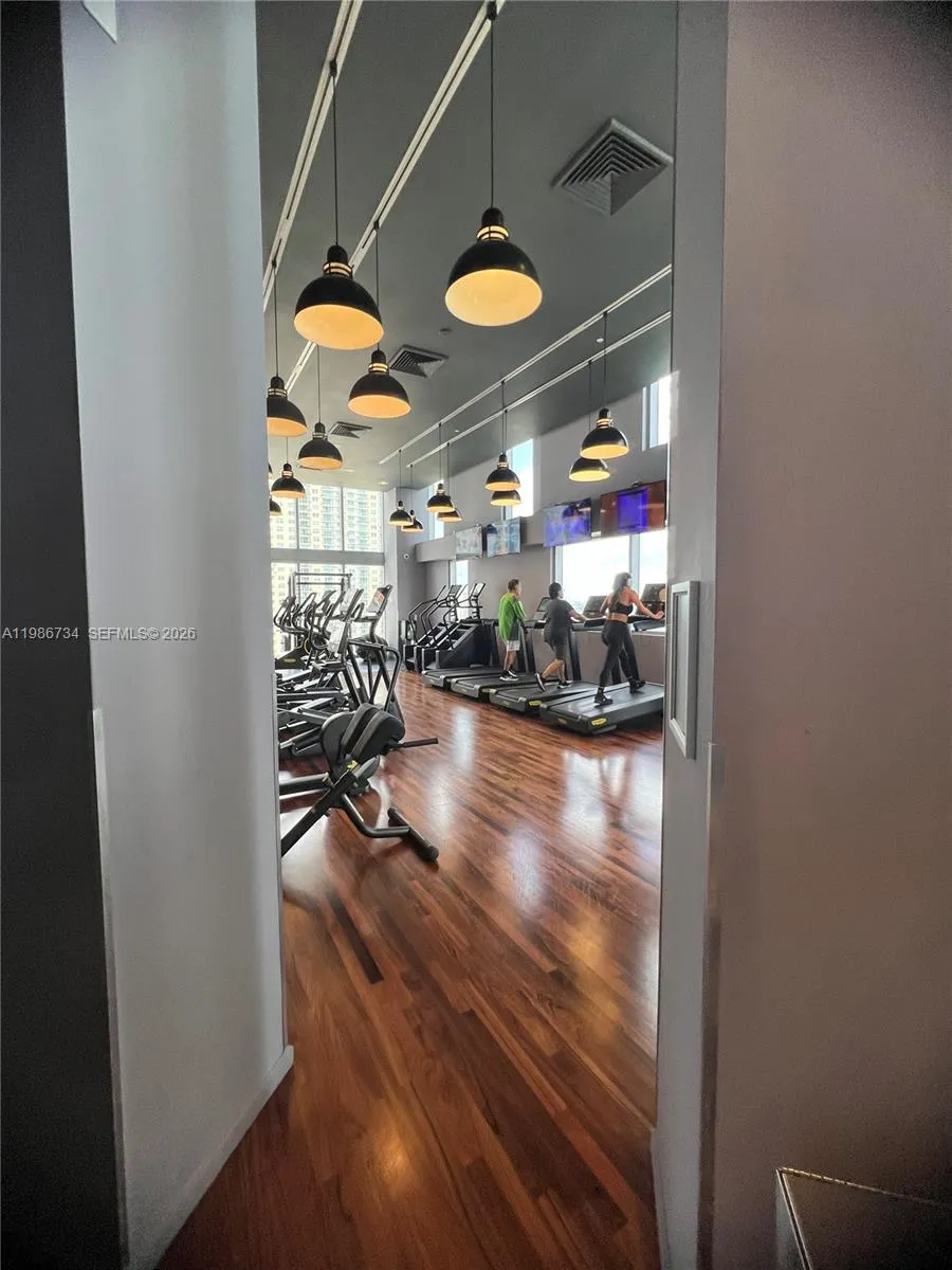 1300 Brickell Bay Dr 1606, Miami, Florida 33131, Miami, Florida 33131, ,1 BathroomBathrooms,Residential,For Sale,1300 Brickell Bay Dr 1606, Miami, Florida 33131,A11986734