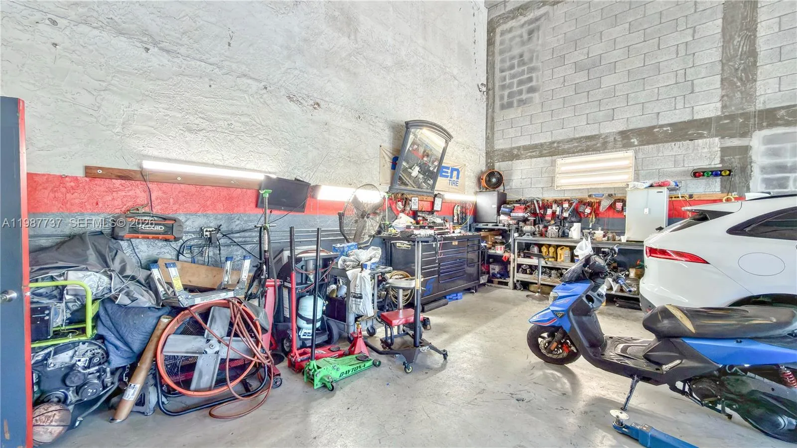Profitable Mechanic Shop For Sale In West Park / H, West Park, Florida 33023, ,Business Opportunity,For Sale,Profitable Mechanic Shop For Sale In West Park / H,A11987737