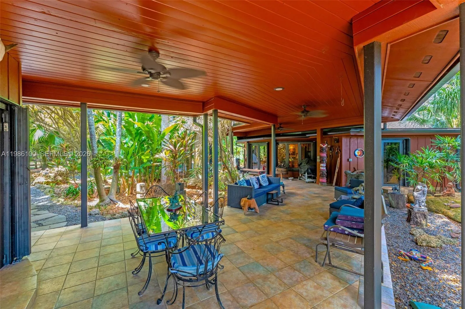 BREEZWAY OUTSIDE THE GUEST ROTUNDRA  WHCH IS 2/2 PLUS SITTING ROOM.