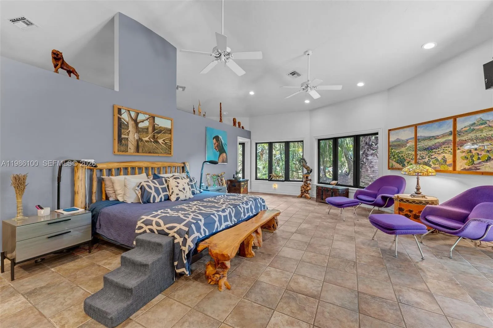 AMAZING SPACE AND VIEWS.... LIVING ART...