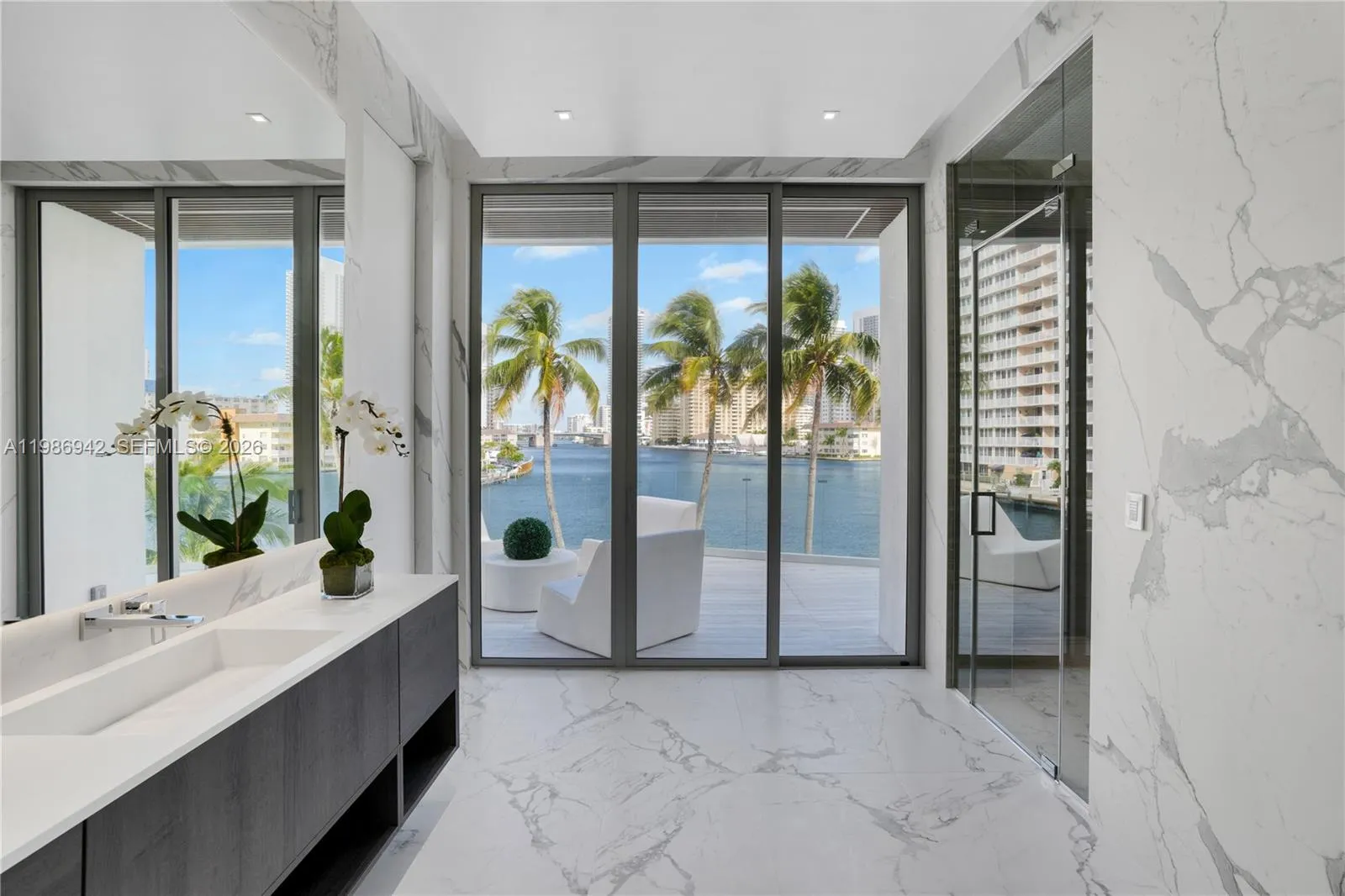 501 Palm Dr, Hallandale Beach, Florida 33009, Hallandale Beach, Florida 33009, 8 Bedrooms Bedrooms, ,9 BathroomsBathrooms,Residential,For Sale,501 Palm Dr, Hallandale Beach, Florida 33009,A11986942