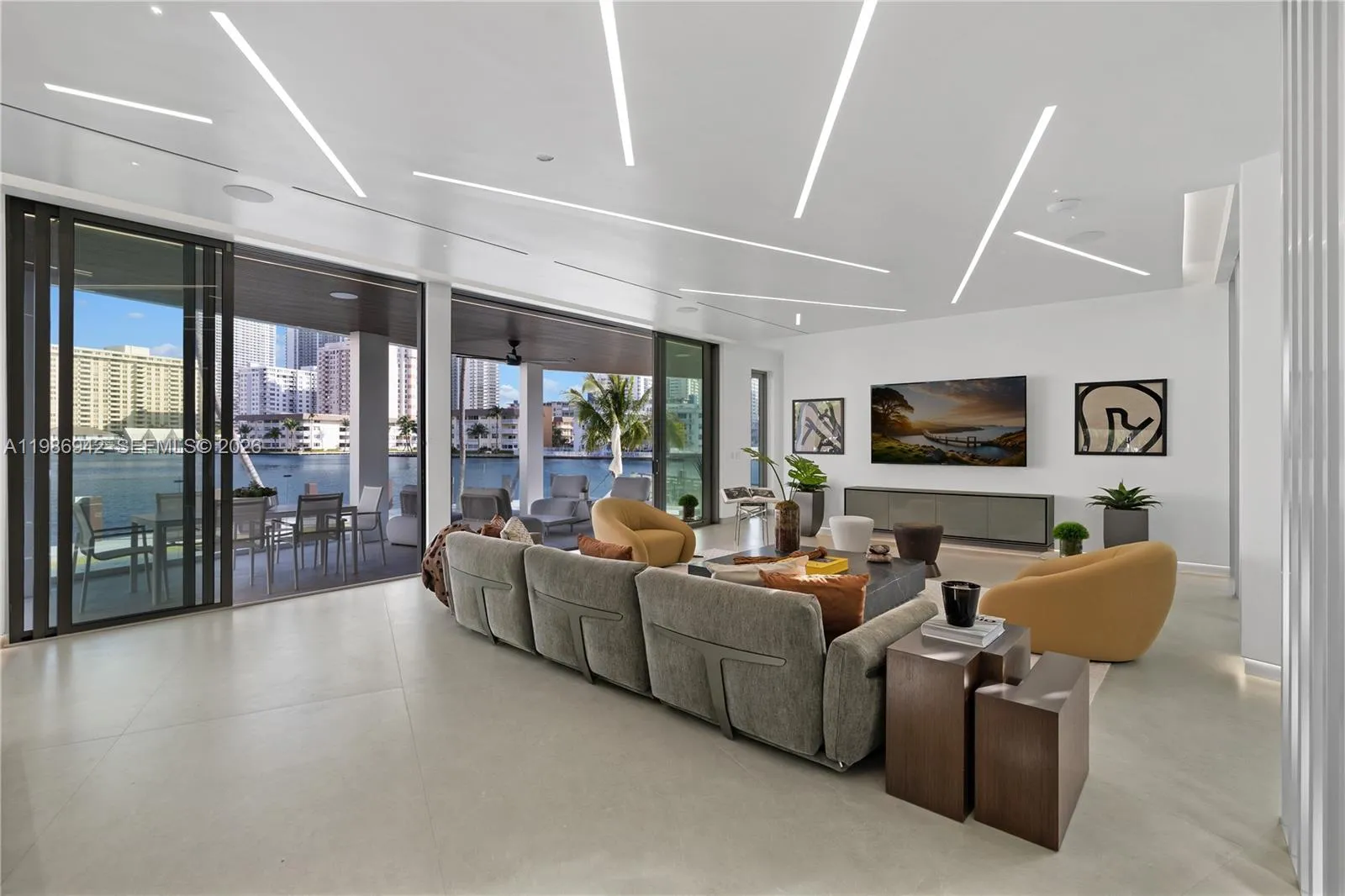 501 Palm Dr, Hallandale Beach, Florida 33009, Hallandale Beach, Florida 33009, 8 Bedrooms Bedrooms, ,9 BathroomsBathrooms,Residential,For Sale,501 Palm Dr, Hallandale Beach, Florida 33009,A11986942