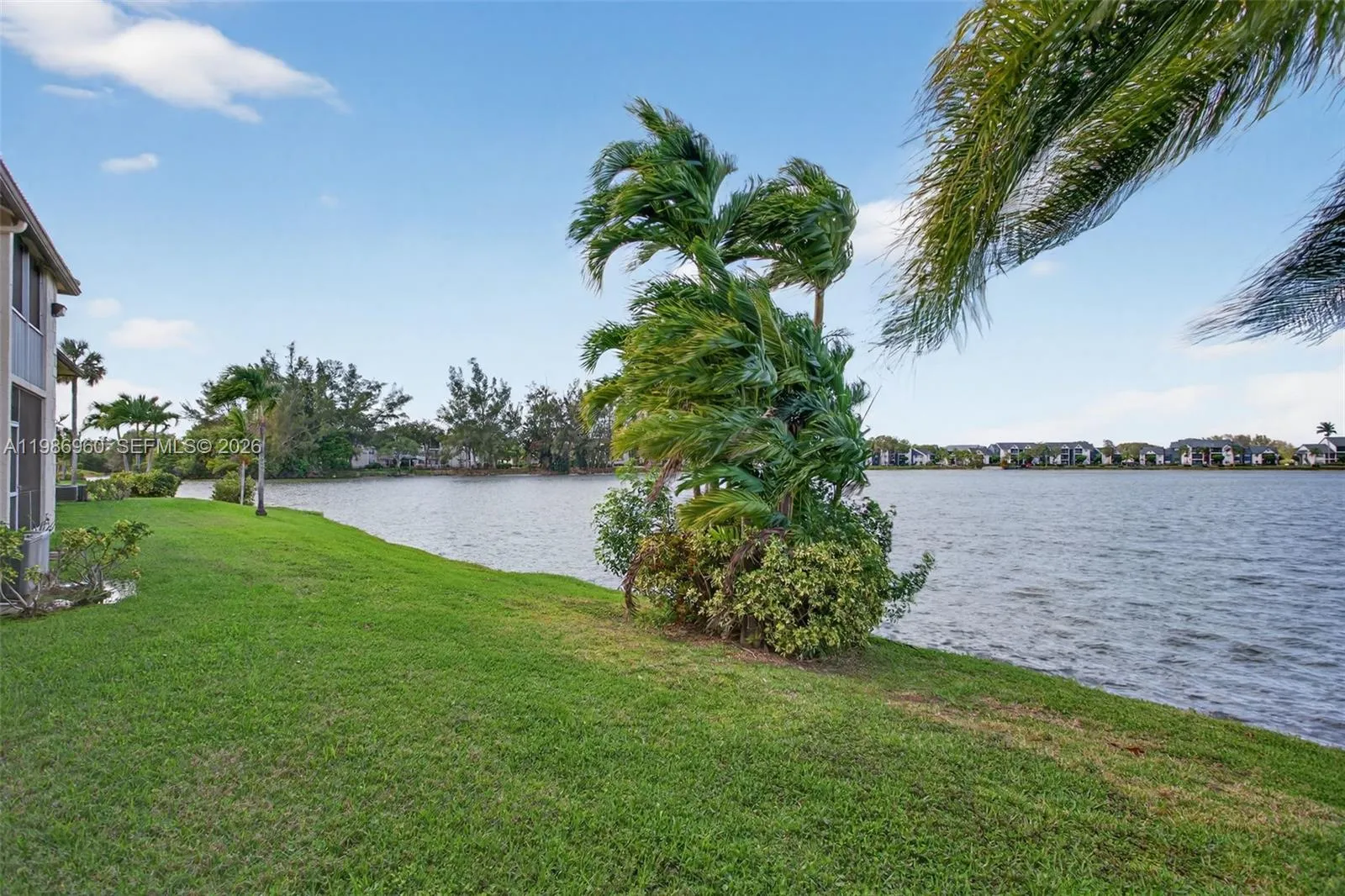 5520 Lakeside Dr 105, Margate, Florida 33063, Margate, Florida 33063, 2 Bedrooms Bedrooms, ,2 BathroomsBathrooms,Residential,For Sale,5520 Lakeside Dr 105, Margate, Florida 33063,A11986960