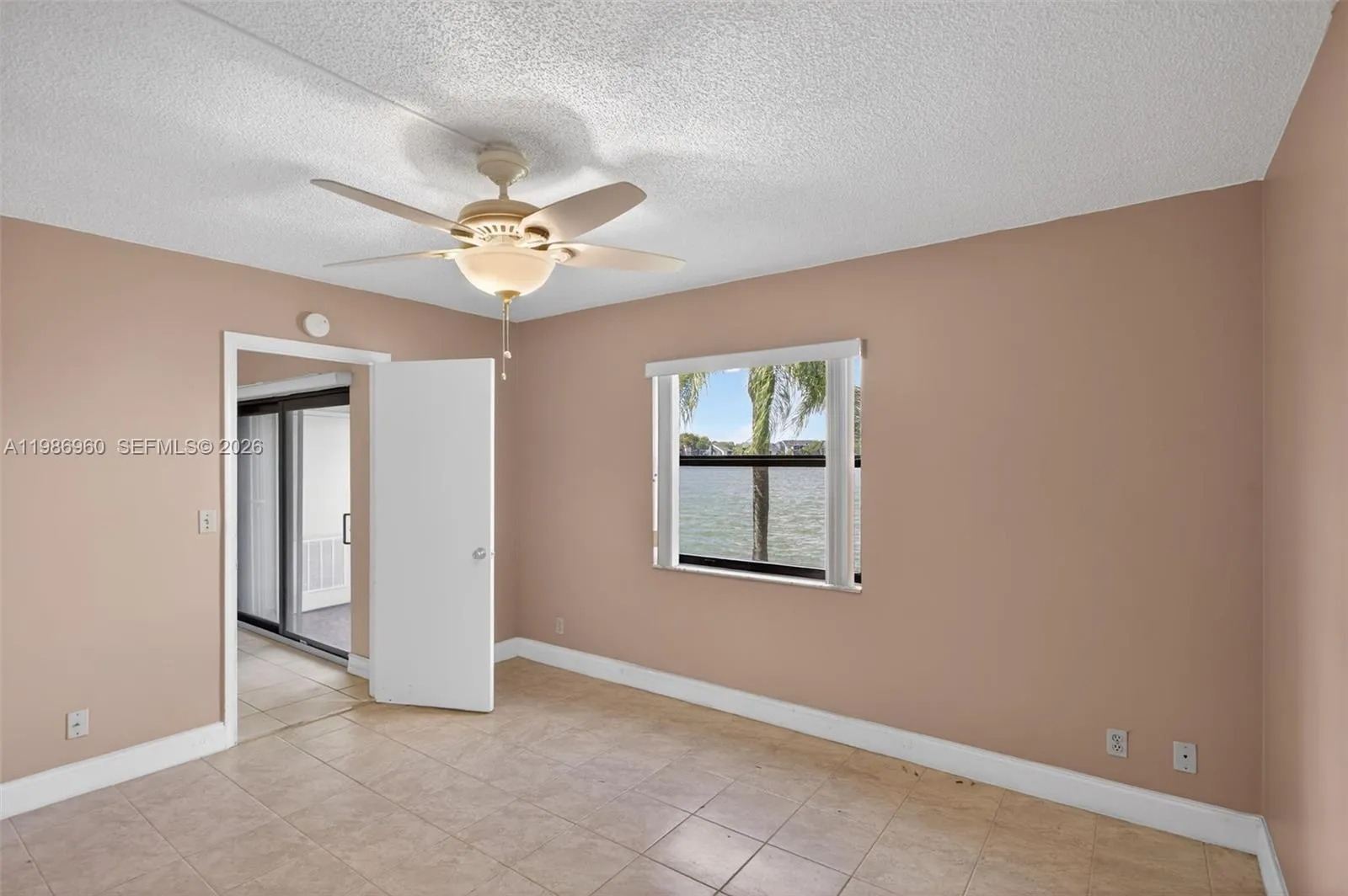 5520 Lakeside Dr 105, Margate, Florida 33063, Margate, Florida 33063, 2 Bedrooms Bedrooms, ,2 BathroomsBathrooms,Residential,For Sale,5520 Lakeside Dr 105, Margate, Florida 33063,A11986960