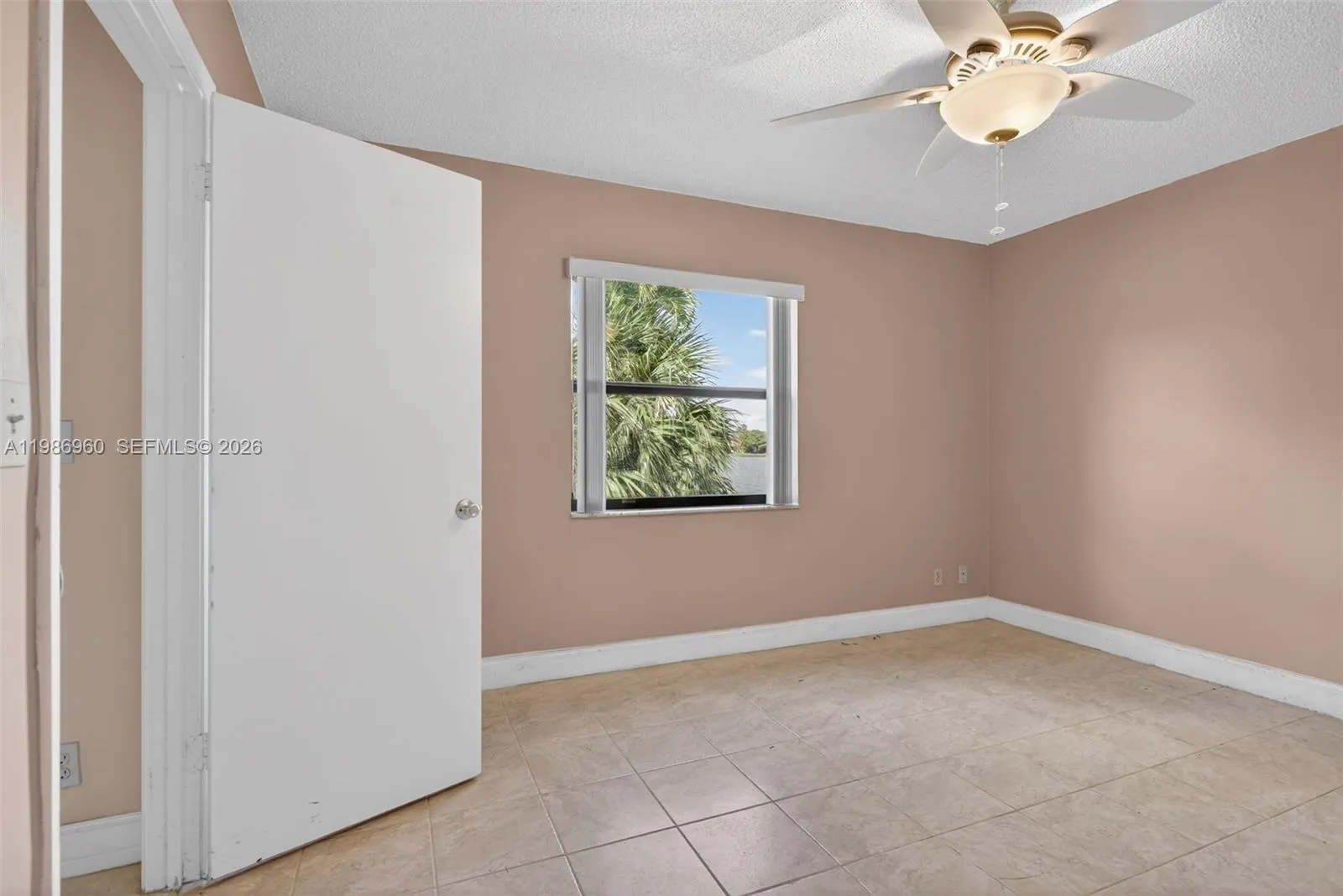 5520 Lakeside Dr 105, Margate, Florida 33063, Margate, Florida 33063, 2 Bedrooms Bedrooms, ,2 BathroomsBathrooms,Residential,For Sale,5520 Lakeside Dr 105, Margate, Florida 33063,A11986960