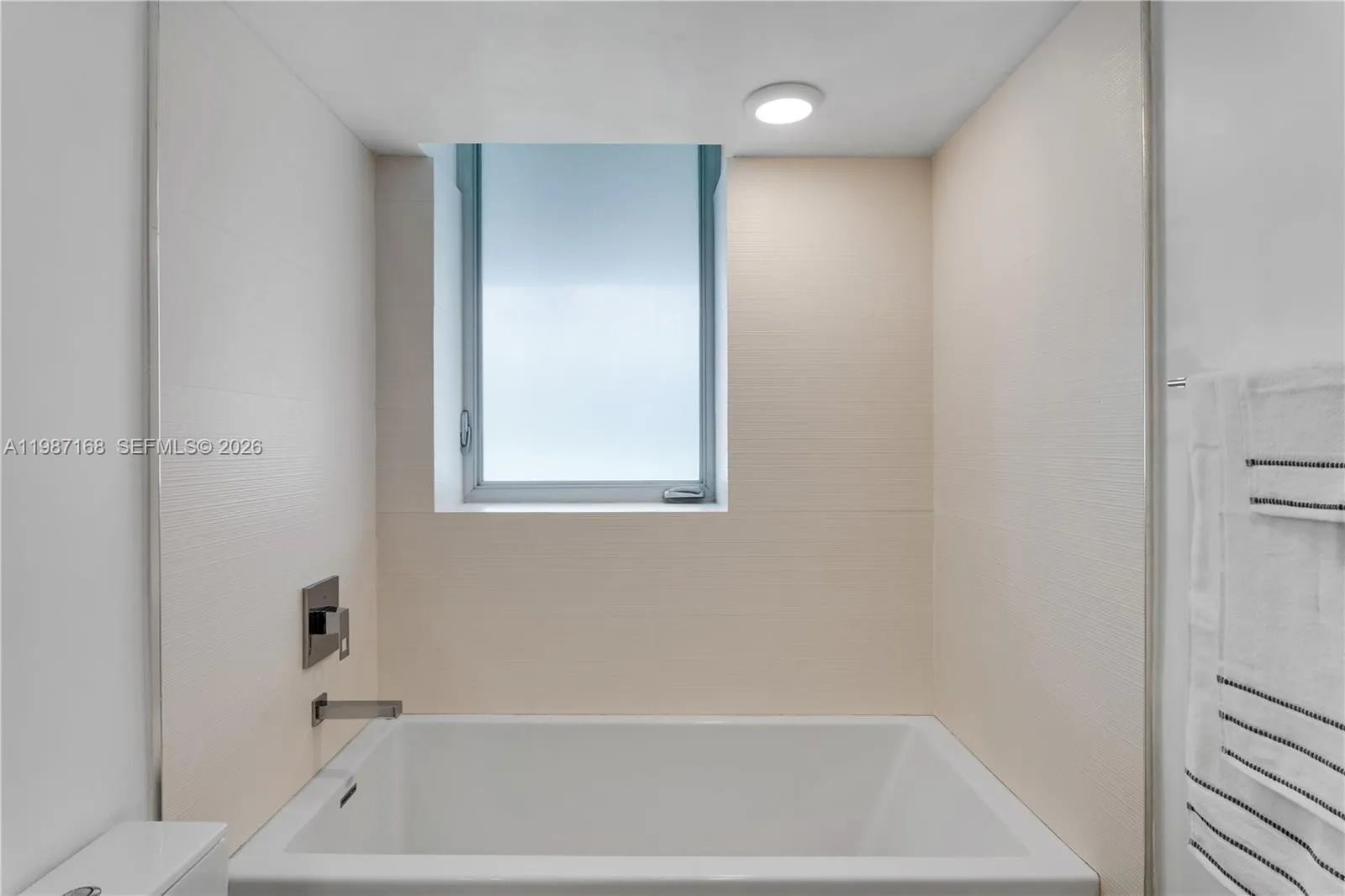 9261 E Bay Harbor Dr 607, Bay Harbor Islands, Flor, Bay Harbor Islands, Florida 33154, 2 Bedrooms Bedrooms, ,2 BathroomsBathrooms,Residential,For Sale,9261 E Bay Harbor Dr 607, Bay Harbor Islands, Flor,A11987168