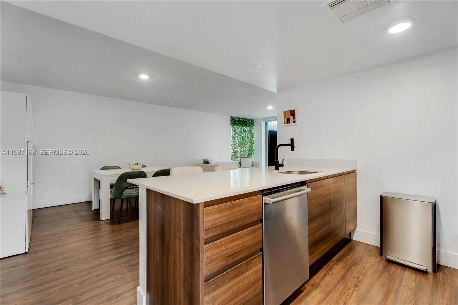 9261 E Bay Harbor Dr 607, Bay Harbor Islands, Flor, Bay Harbor Islands, Florida 33154, 2 Bedrooms Bedrooms, ,2 BathroomsBathrooms,Residential,For Sale,9261 E Bay Harbor Dr 607, Bay Harbor Islands, Flor,A11987168