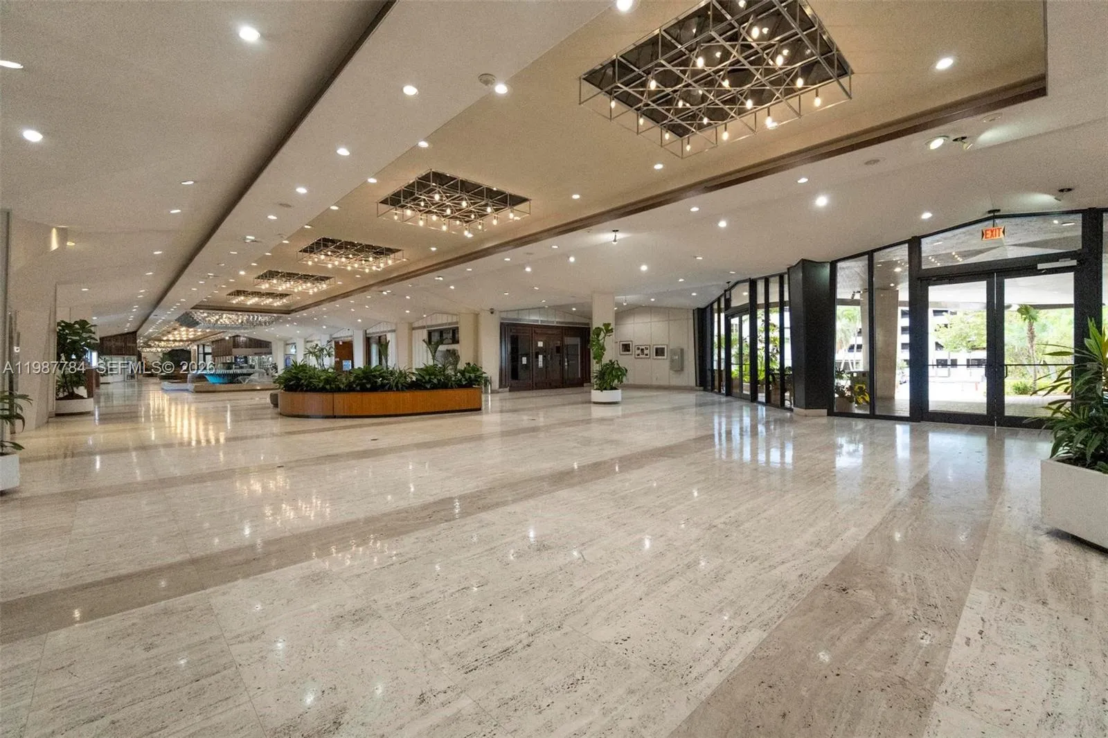 801 Brickell Bay Dr 361, Miami, Florida 33131, Miami, Florida 33131, 2 Bedrooms Bedrooms, ,2 BathroomsBathrooms,Residential,For Sale,801 Brickell Bay Dr 361, Miami, Florida 33131,A11987784