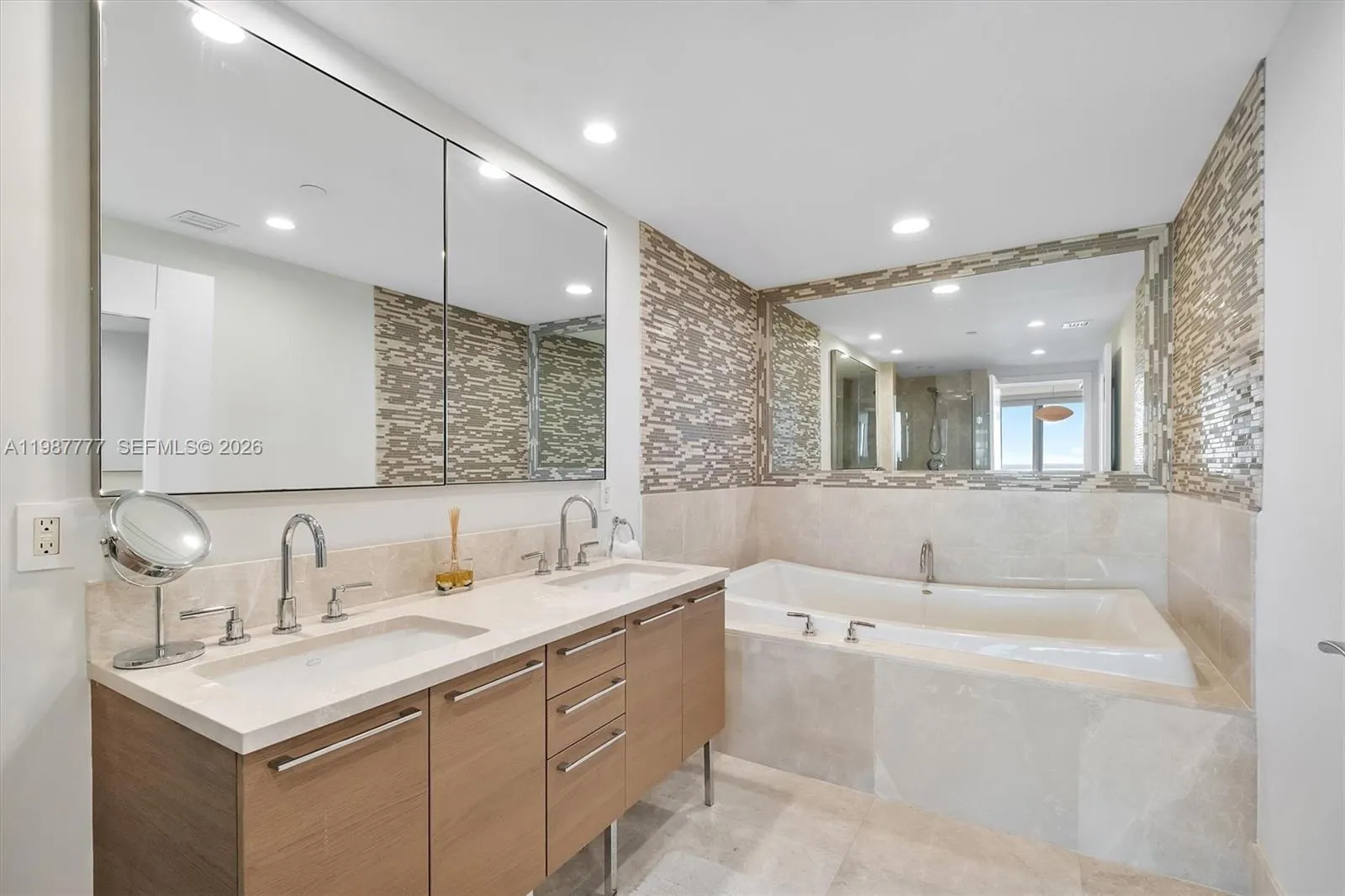 17001 Collins Ave 2702, Sunny Isles Beach, Florida, Sunny Isles Beach, Florida 33160, 2 Bedrooms Bedrooms, ,3 BathroomsBathrooms,Residential,For Sale,17001 Collins Ave 2702, Sunny Isles Beach, Florida,A11987777