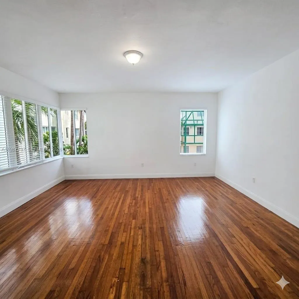 7936 Harding Ave 5, Miami Beach, Florida 33141, Miami Beach, Florida 33141, ,1 BathroomBathrooms,Residential Lease,For Rent,7936 Harding Ave 5, Miami Beach, Florida 33141,A11987797