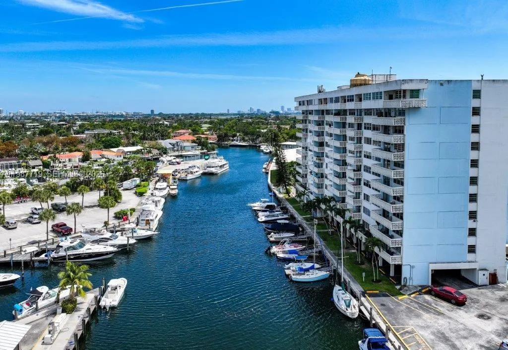 13155 Ixora Ct 512, North Miami, Florida 33181, North Miami, Florida 33181, 2 Bedrooms Bedrooms, ,2 BathroomsBathrooms,Residential Lease,For Rent,13155 Ixora Ct 512, North Miami, Florida 33181,A11987719