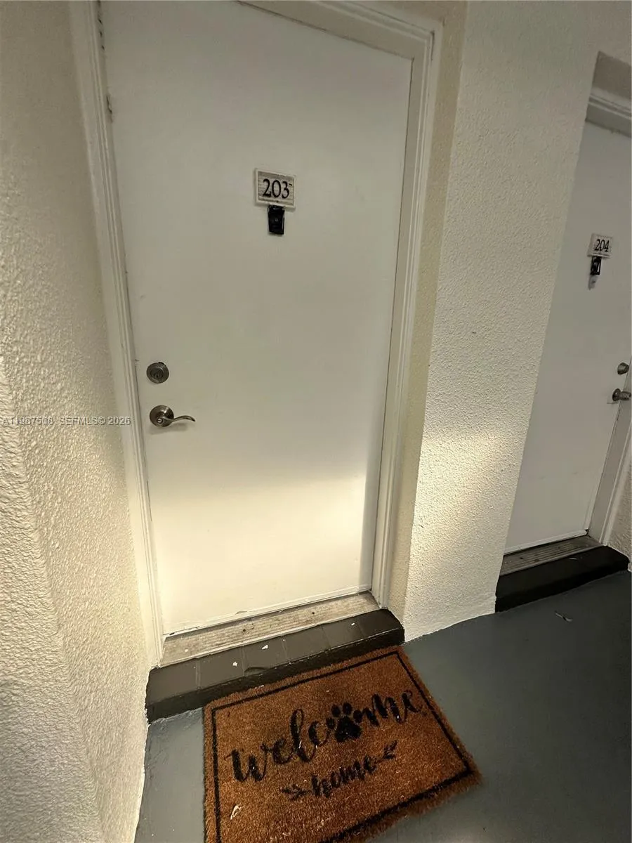 9701 Fontainebleau Blvd C203, Miami, Florida 33172, Miami, Florida 33172, 2 Bedrooms Bedrooms, ,2 BathroomsBathrooms,Residential Lease,For Rent,9701 Fontainebleau Blvd C203, Miami, Florida 33172,A11987508