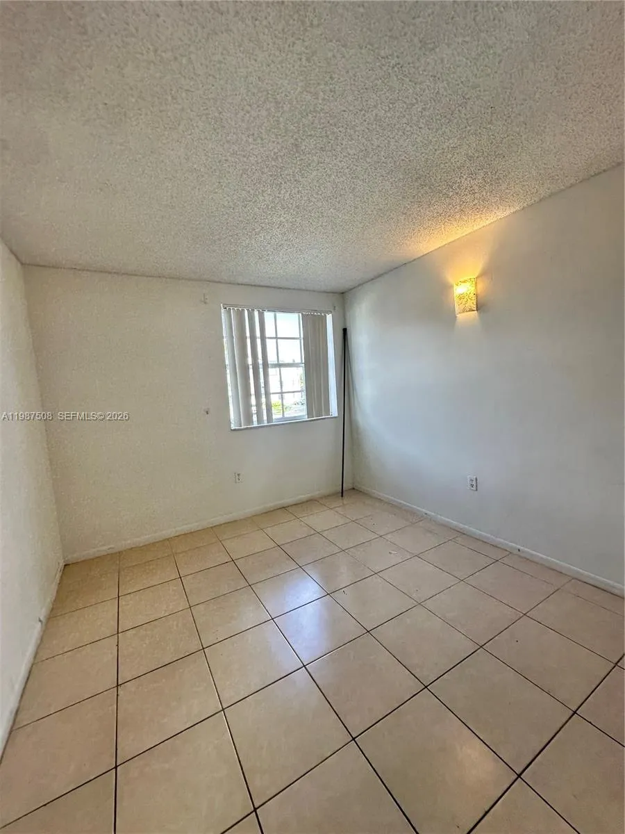 9701 Fontainebleau Blvd C203, Miami, Florida 33172, Miami, Florida 33172, 2 Bedrooms Bedrooms, ,2 BathroomsBathrooms,Residential Lease,For Rent,9701 Fontainebleau Blvd C203, Miami, Florida 33172,A11987508