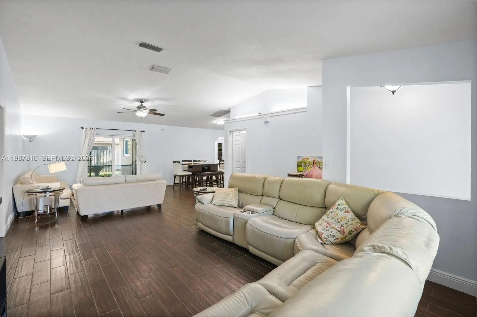 16941 Royal Poinciana Dr, Weston, Florida 33326, Weston, Florida 33326, 4 Bedrooms Bedrooms, ,2 BathroomsBathrooms,Residential,For Sale,16941 Royal Poinciana Dr, Weston, Florida 33326,A11987816