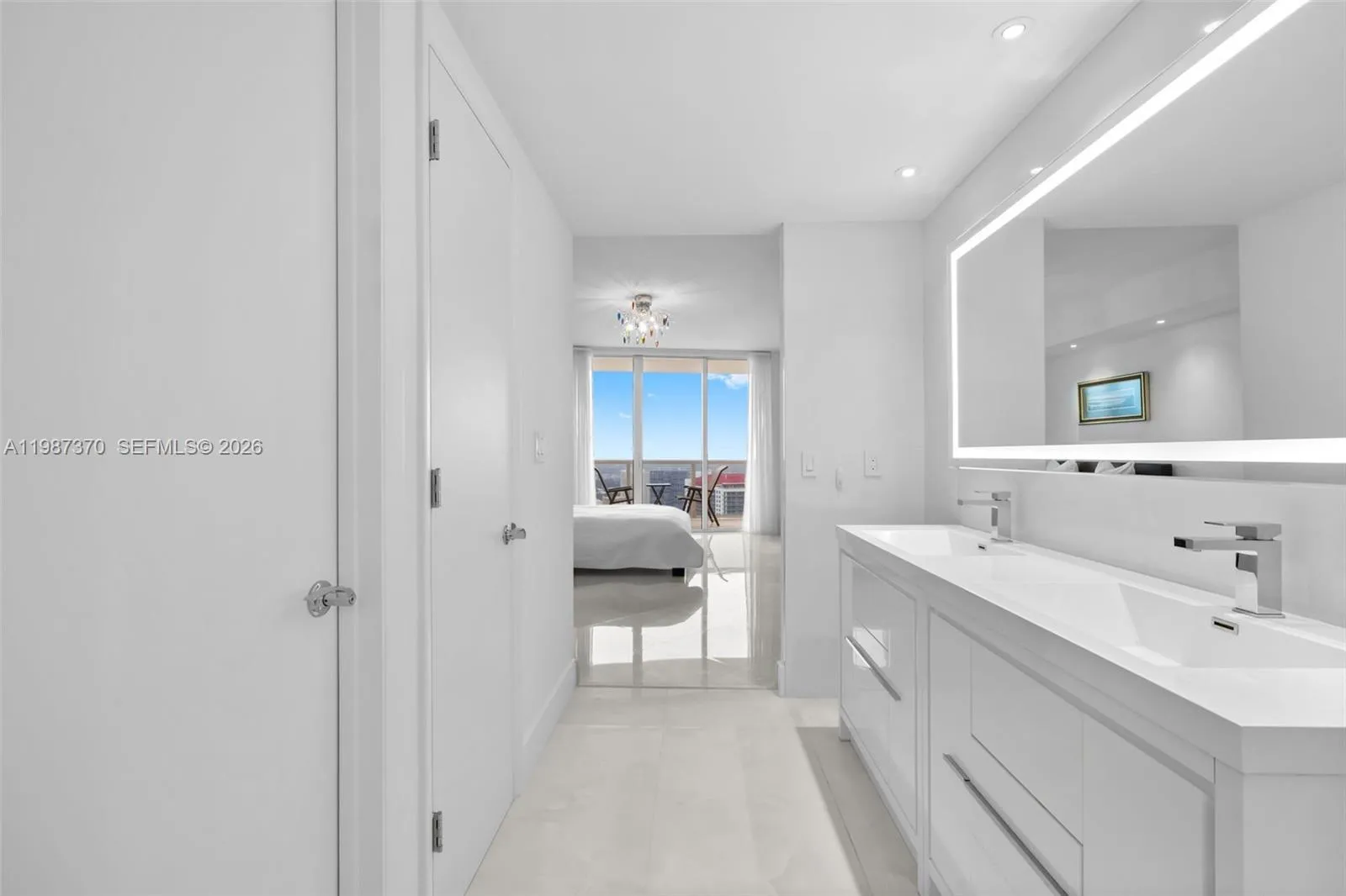 1850 S Ocean Dr 4206, Hallandale Beach, Florida 33, Hallandale Beach, Florida 33009, 2 Bedrooms Bedrooms, ,1 BathroomBathrooms,Residential,For Sale,1850 S Ocean Dr 4206, Hallandale Beach, Florida 33,A11987370