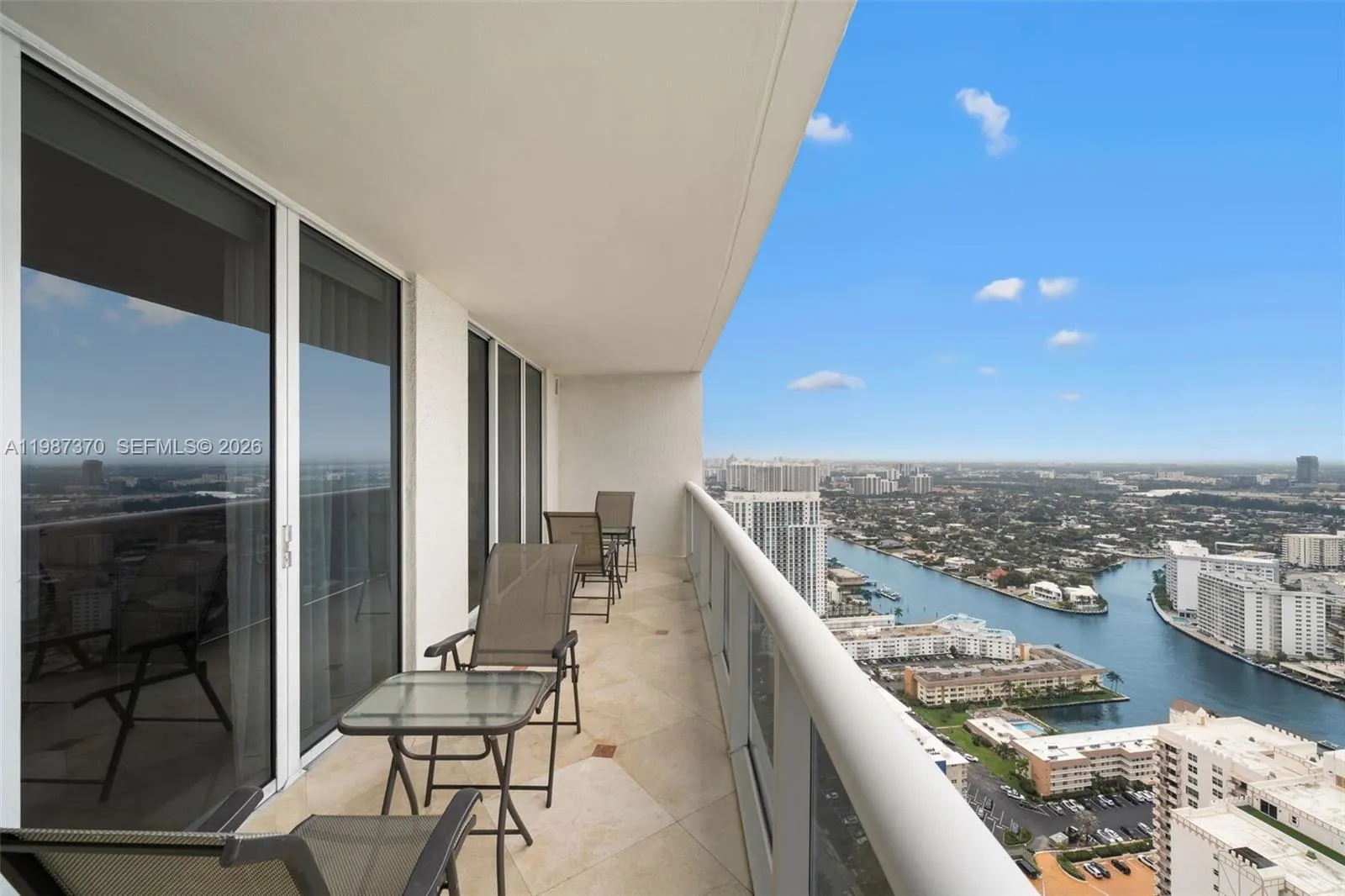 1850 S Ocean Dr 4206, Hallandale Beach, Florida 33, Hallandale Beach, Florida 33009, 2 Bedrooms Bedrooms, ,1 BathroomBathrooms,Residential,For Sale,1850 S Ocean Dr 4206, Hallandale Beach, Florida 33,A11987370