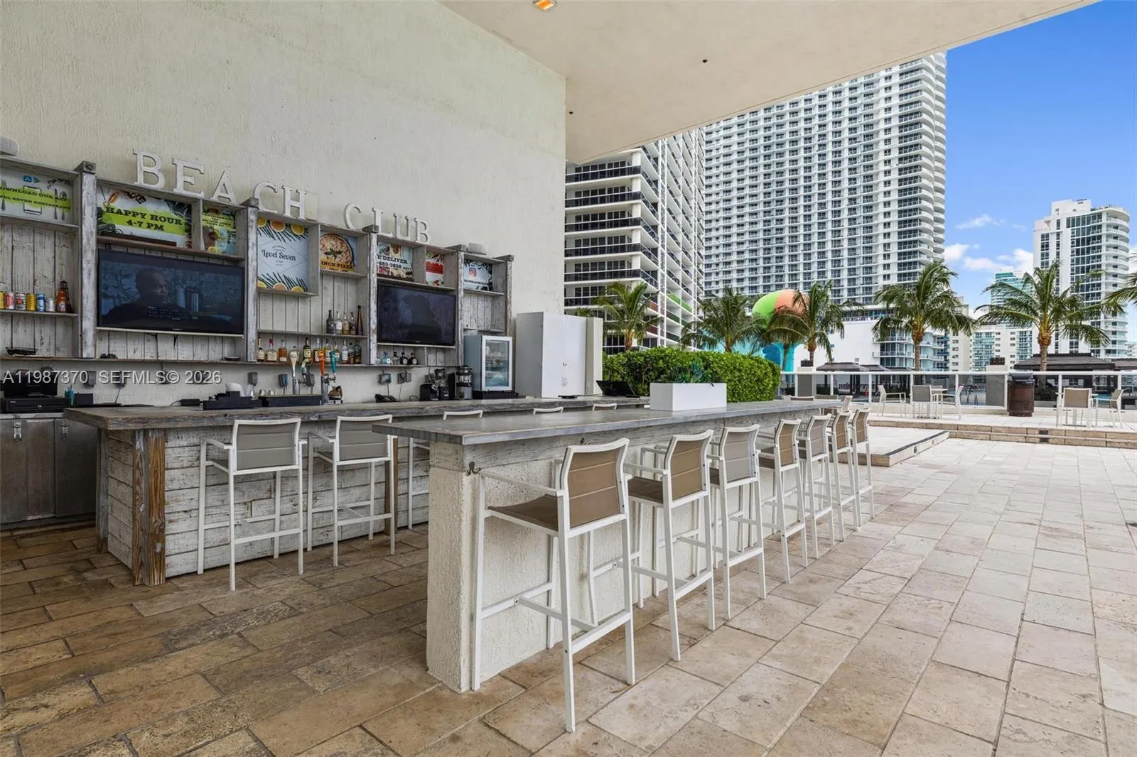 1850 S Ocean Dr 4206, Hallandale Beach, Florida 33, Hallandale Beach, Florida 33009, 2 Bedrooms Bedrooms, ,1 BathroomBathrooms,Residential,For Sale,1850 S Ocean Dr 4206, Hallandale Beach, Florida 33,A11987370