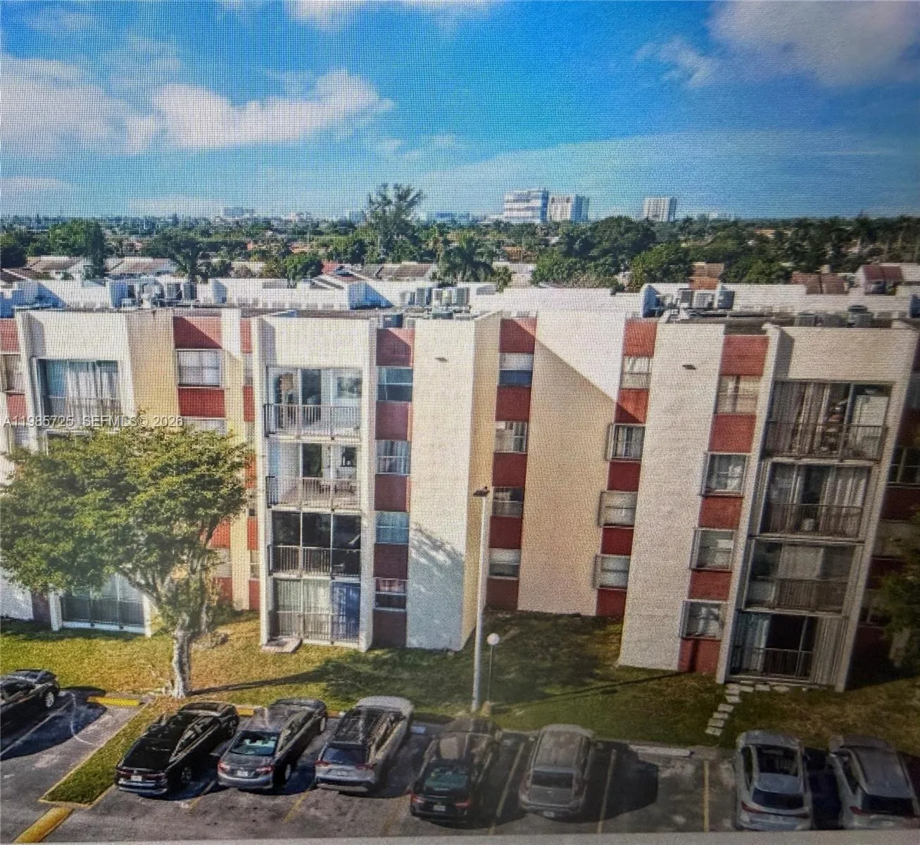 9441 Sw 4th St 111, Miami, Florida 33174, Miami, Florida 33174, 2 Bedrooms Bedrooms, 1 Room Rooms,2 BathroomsBathrooms,Residential,For Sale,9441 Sw 4th St 111, Miami, Florida 33174,A11985725