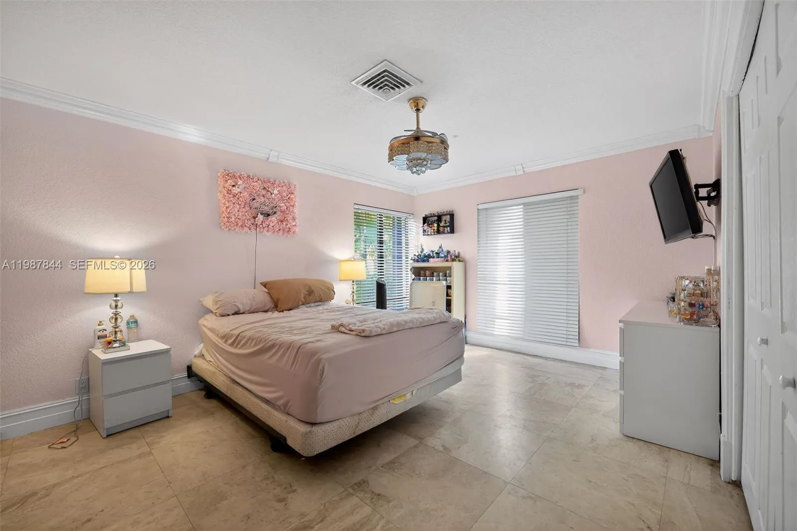 9420 Sea Turtle Ln, Plantation, Florida 33324, Plantation, Florida 33324, 5 Bedrooms Bedrooms, ,3 BathroomsBathrooms,Residential,For Sale,9420 Sea Turtle Ln, Plantation, Florida 33324,A11987844