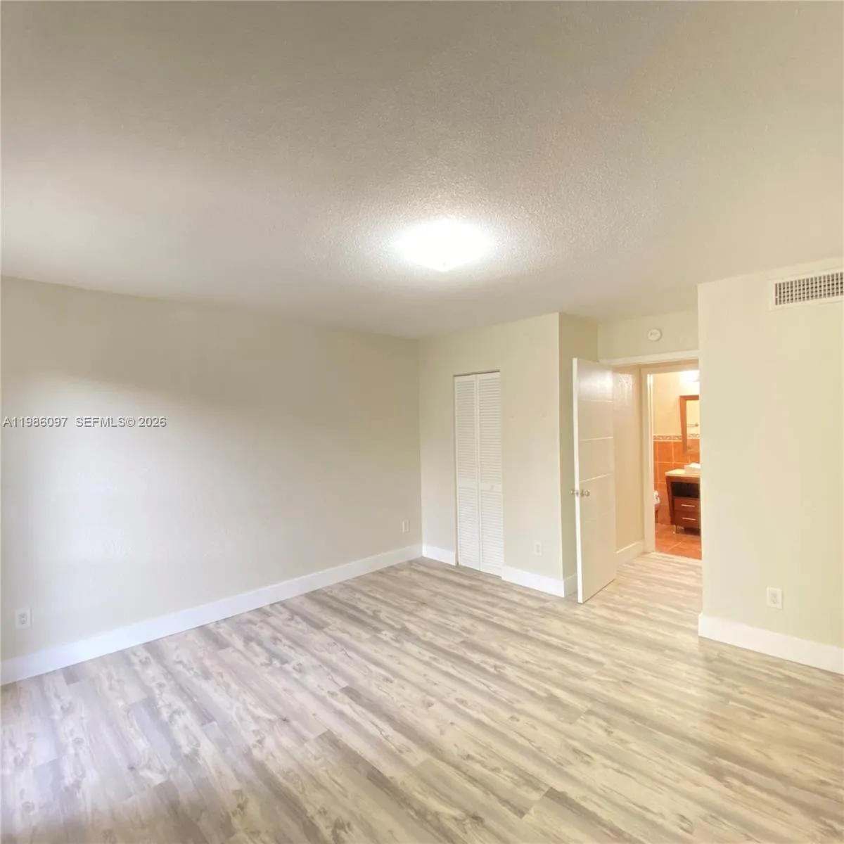 10794 N Kendall Dr B10, Miami, Florida 33176, Miami, Florida 33176, 1 Bedroom Bedrooms, ,1 BathroomBathrooms,Residential Lease,For Rent,10794 N Kendall Dr B10, Miami, Florida 33176,A11986097