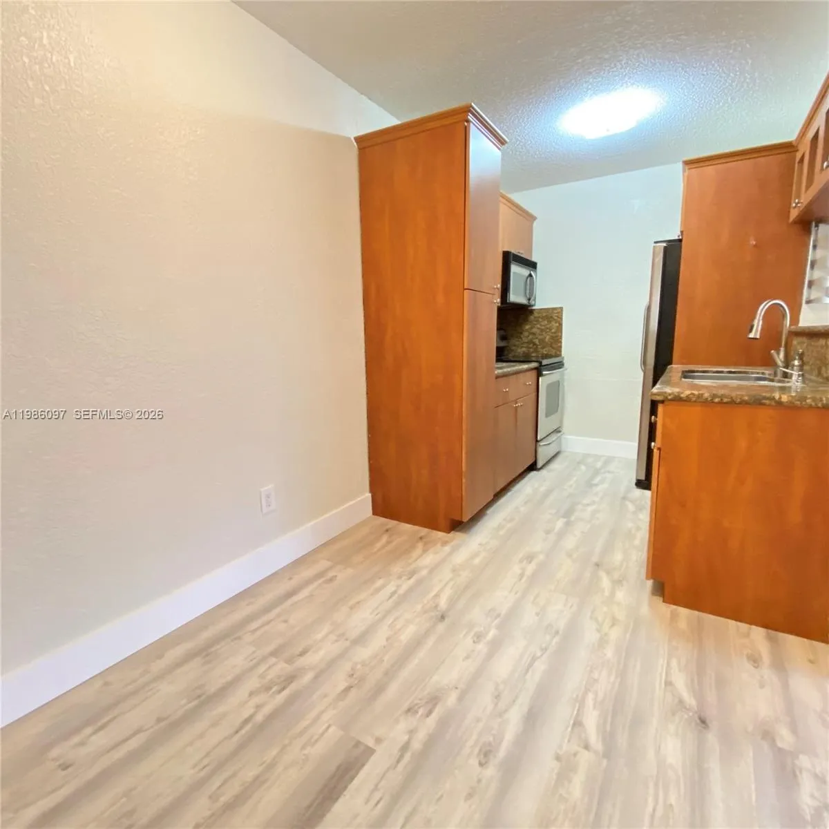 10794 N Kendall Dr B10, Miami, Florida 33176, Miami, Florida 33176, 1 Bedroom Bedrooms, ,1 BathroomBathrooms,Residential Lease,For Rent,10794 N Kendall Dr B10, Miami, Florida 33176,A11986097