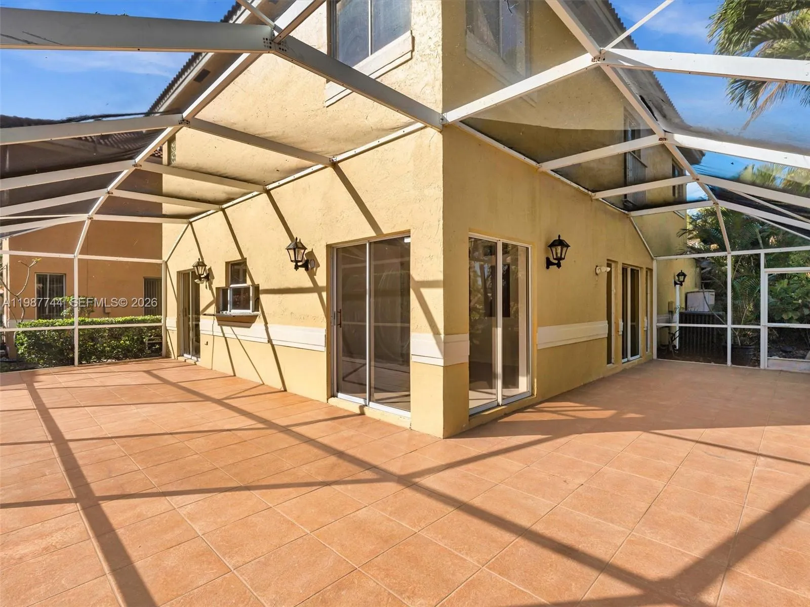 11407 Lakeview Dr 4-a, Coral Springs, Florida 3307, Coral Springs, Florida 33071, 4 Bedrooms Bedrooms, ,2 BathroomsBathrooms,Residential Lease,For Rent,11407 Lakeview Dr 4-a, Coral Springs, Florida 3307,A11987744