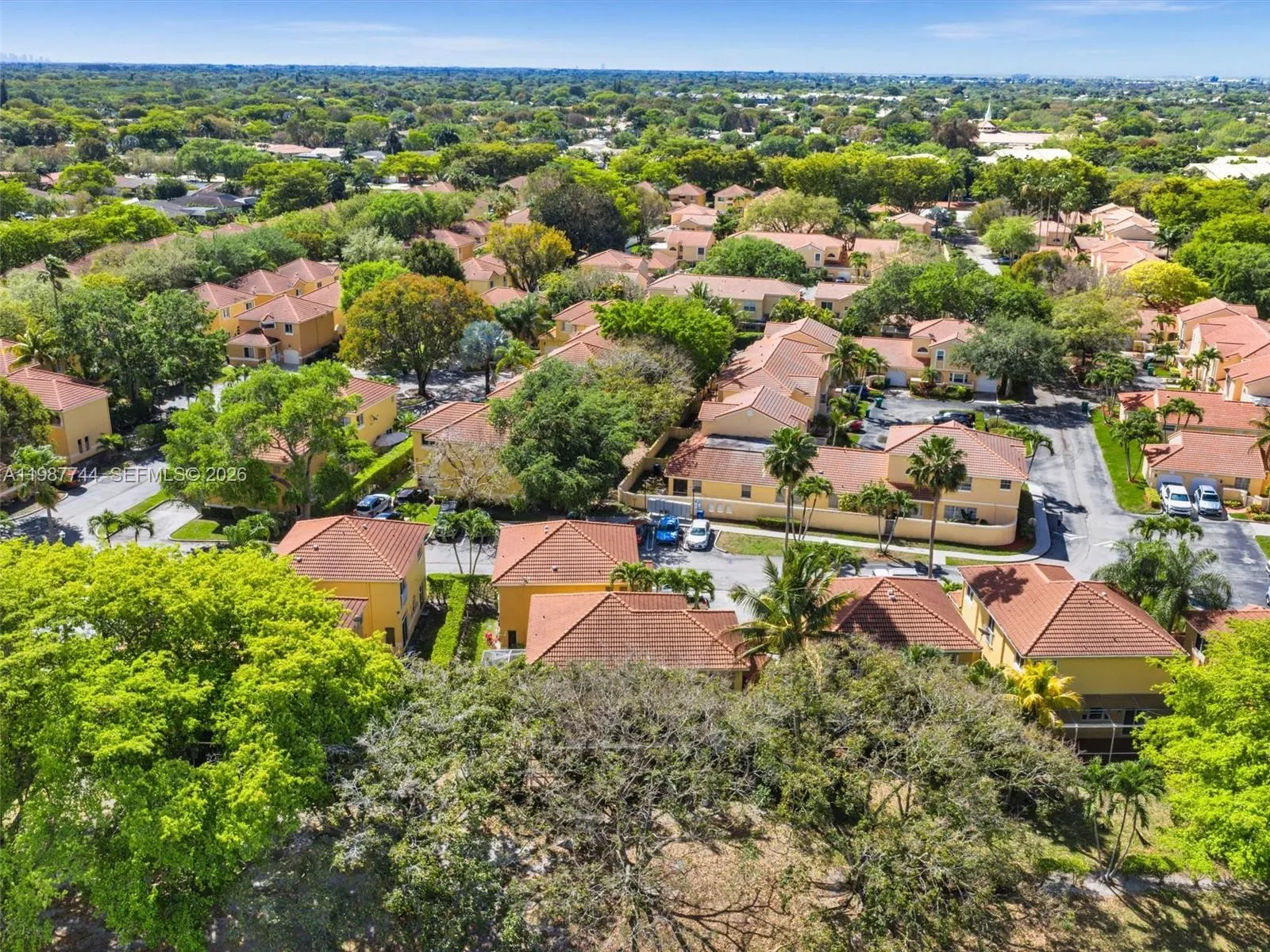 11407 Lakeview Dr 4-a, Coral Springs, Florida 3307, Coral Springs, Florida 33071, 4 Bedrooms Bedrooms, ,2 BathroomsBathrooms,Residential Lease,For Rent,11407 Lakeview Dr 4-a, Coral Springs, Florida 3307,A11987744