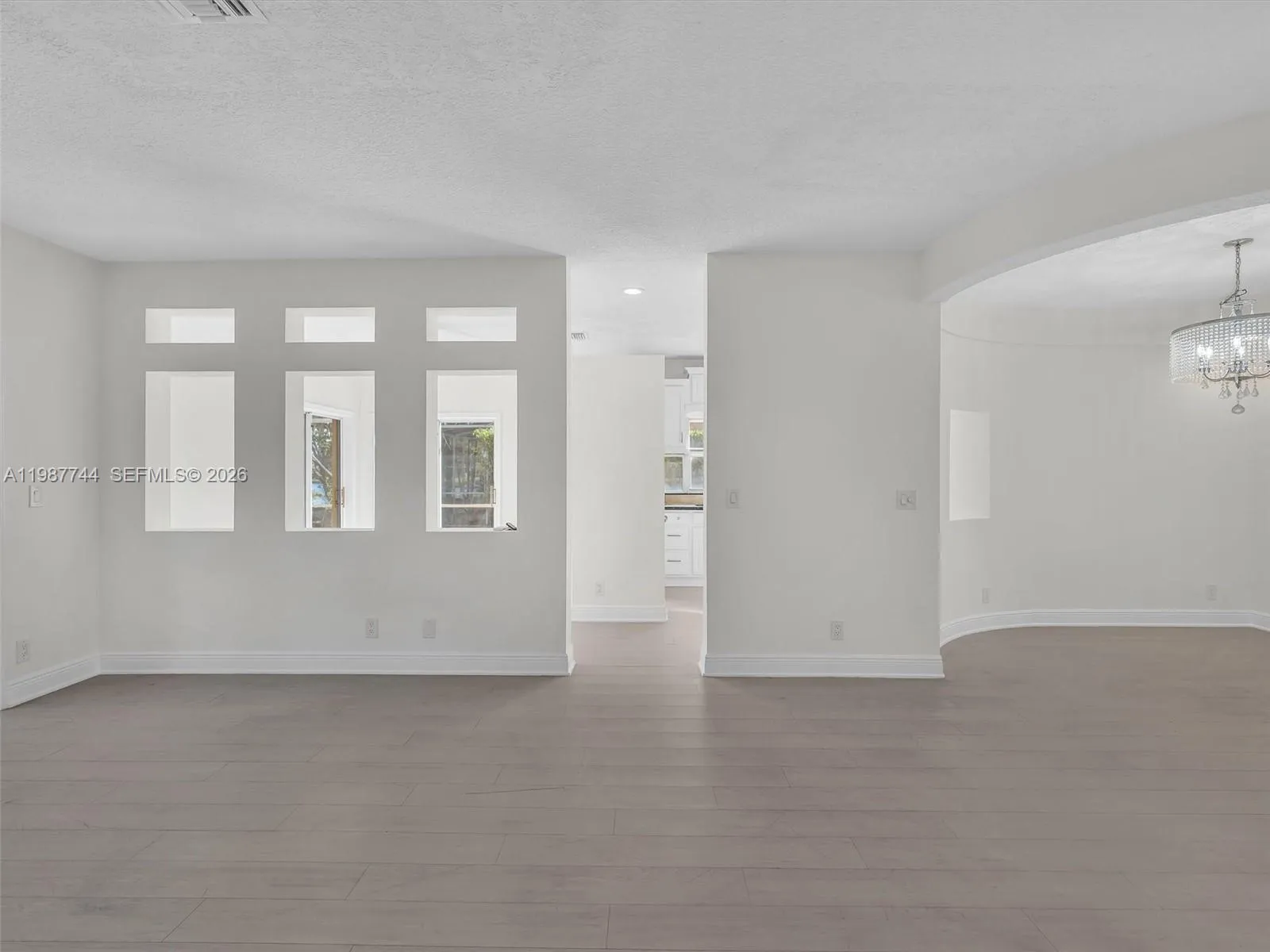 11407 Lakeview Dr 4-a, Coral Springs, Florida 3307, Coral Springs, Florida 33071, 4 Bedrooms Bedrooms, ,2 BathroomsBathrooms,Residential Lease,For Rent,11407 Lakeview Dr 4-a, Coral Springs, Florida 3307,A11987744