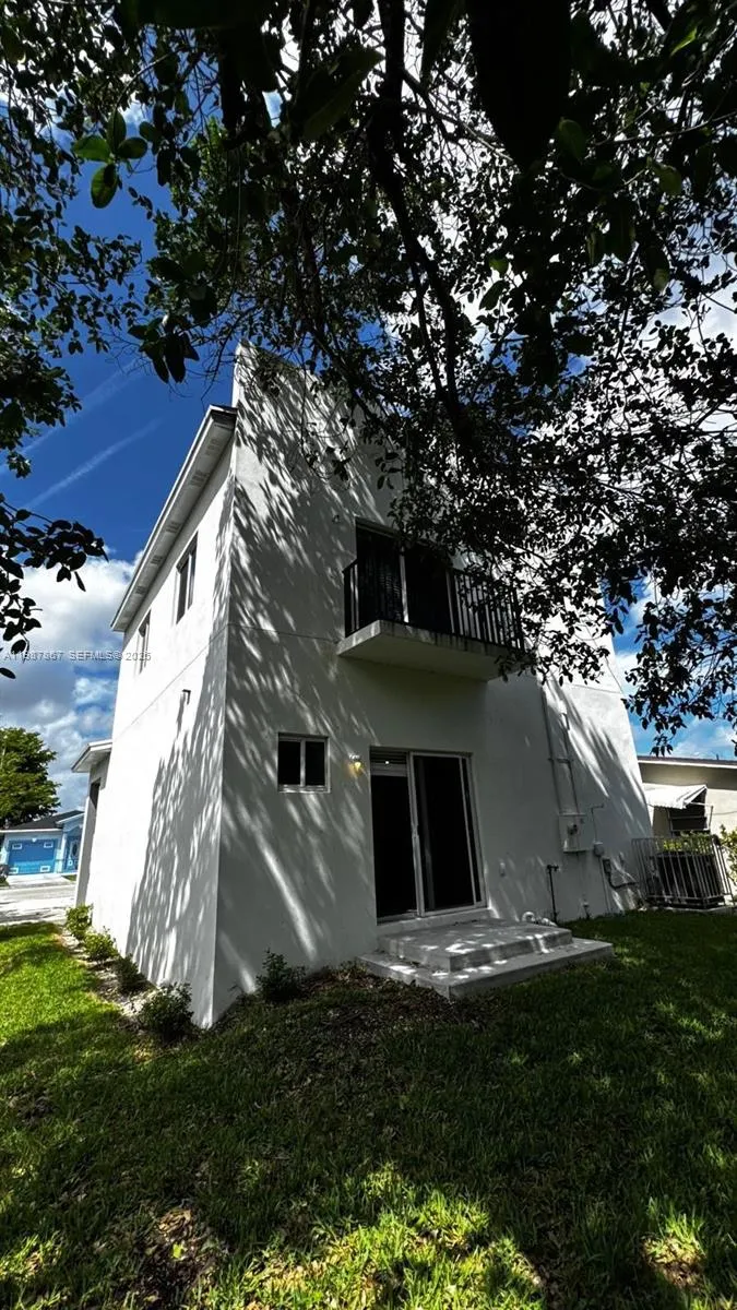 2788 Nw 9th Pl, Fort Lauderdale, Florida 33311, Fort Lauderdale, Florida 33311, 3 Bedrooms Bedrooms, ,2 BathroomsBathrooms,Residential,For Sale,2788 Nw 9th Pl, Fort Lauderdale, Florida 33311,A11987867