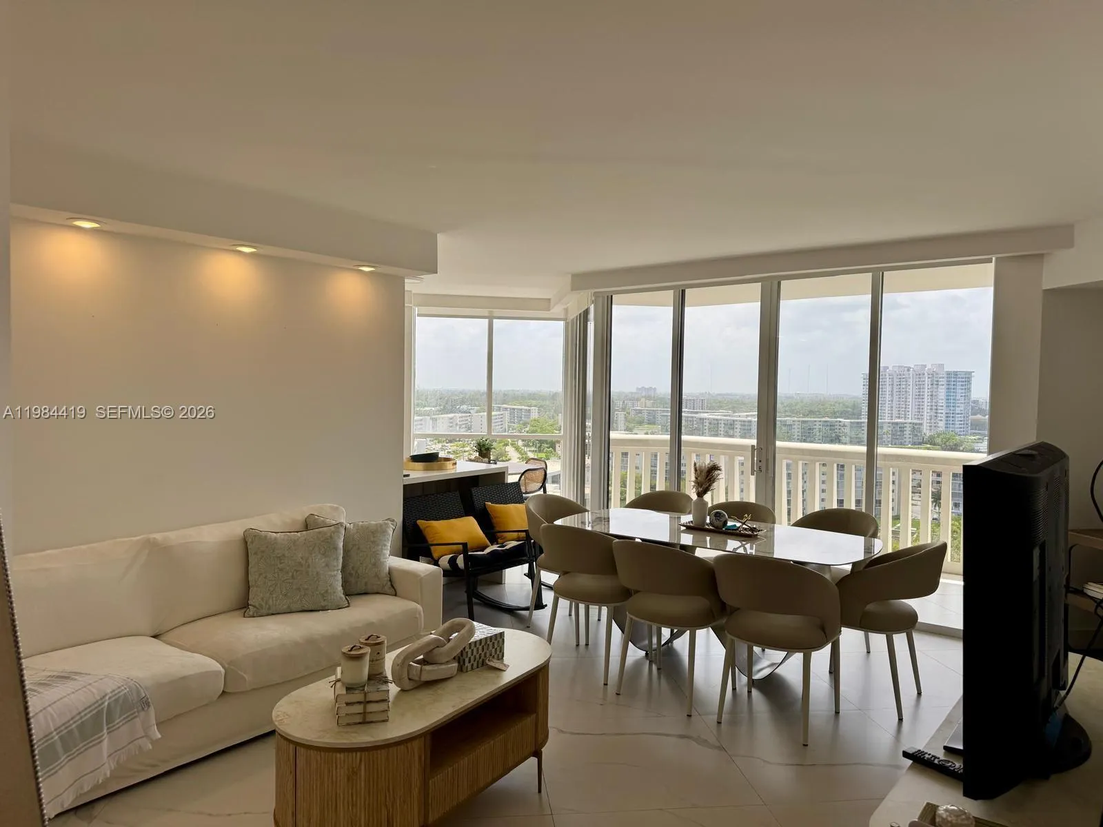 1000 Island Blvd 1410, Aventura, Florida 33160, Aventura, Florida 33160, 2 Bedrooms Bedrooms, ,2 BathroomsBathrooms,Residential,For Sale,1000 Island Blvd 1410, Aventura, Florida 33160,A11984419