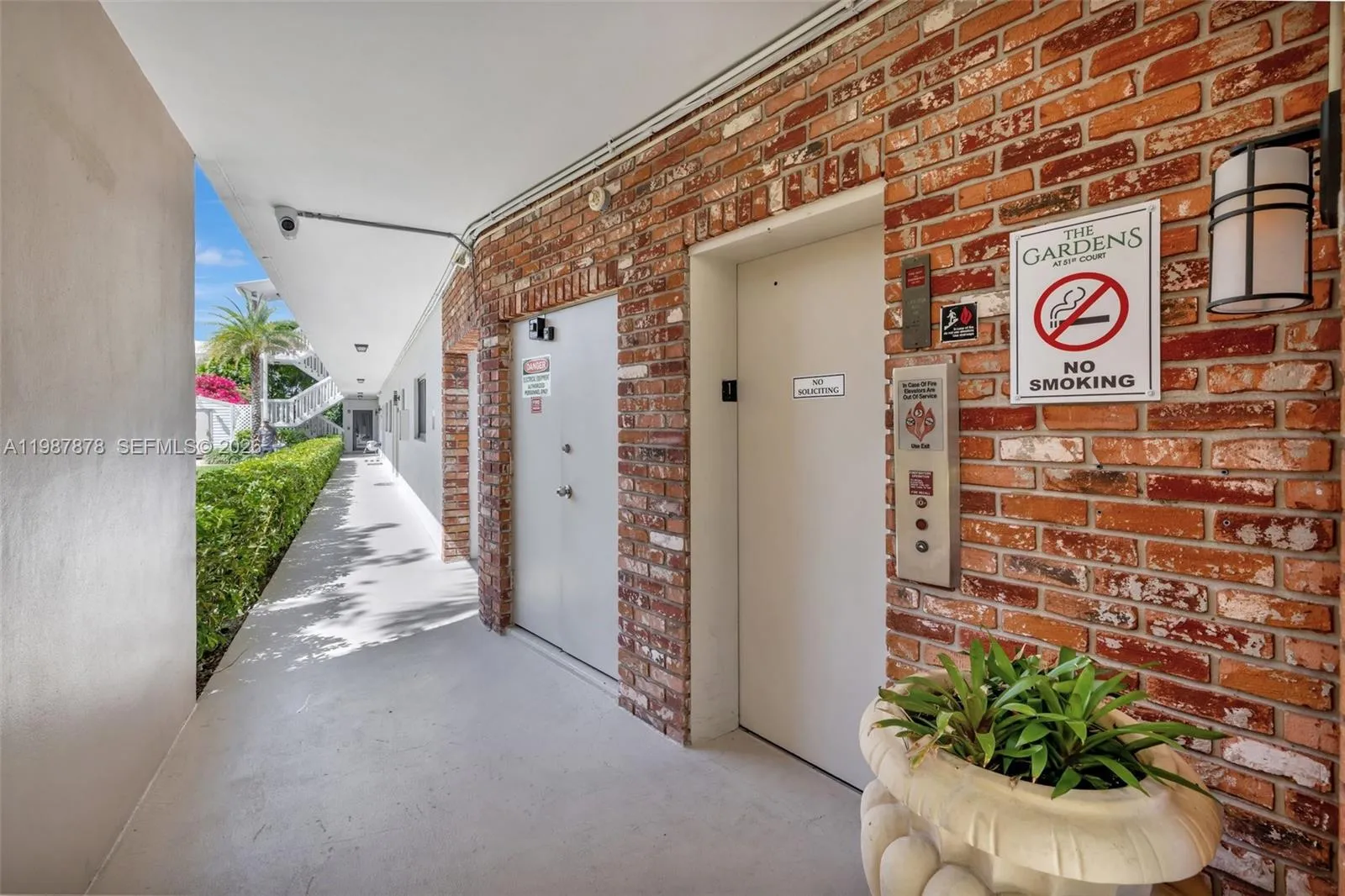 2190 Ne 51 St Court 204, Fort Lauderdale, Florida, Fort Lauderdale, Florida 33308, 2 Bedrooms Bedrooms, ,2 BathroomsBathrooms,Residential Lease,For Rent,2190 Ne 51 St Court 204, Fort Lauderdale, Florida ,A11987878