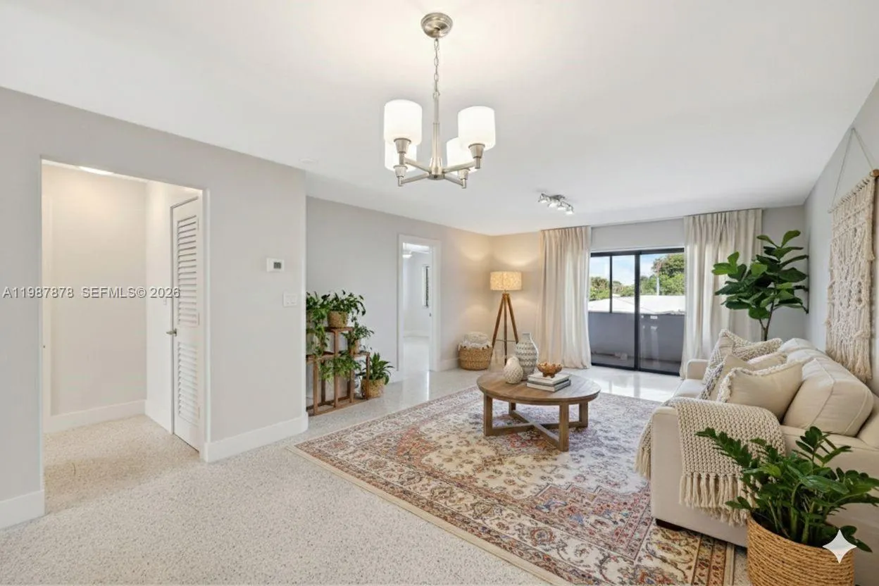 2190 Ne 51 St Court 204, Fort Lauderdale, Florida, Fort Lauderdale, Florida 33308, 2 Bedrooms Bedrooms, ,2 BathroomsBathrooms,Residential Lease,For Rent,2190 Ne 51 St Court 204, Fort Lauderdale, Florida ,A11987878